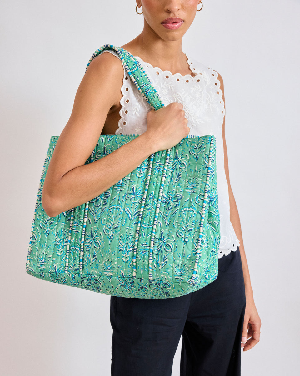 Ella Women's Green Printed Quilted Cotton Bag - Image alternative