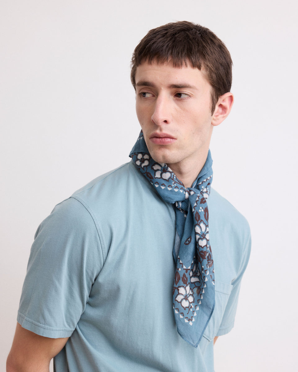 Men's Denim Blue “Hibiscus” Printed Cotton Scarf - Image principale