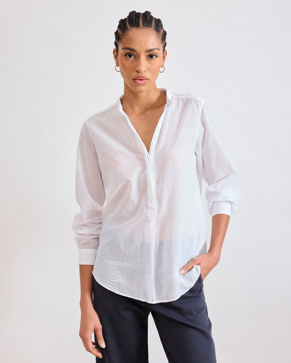 Camisa blanca de voile de algodón con dibujos animados - Image alternative
