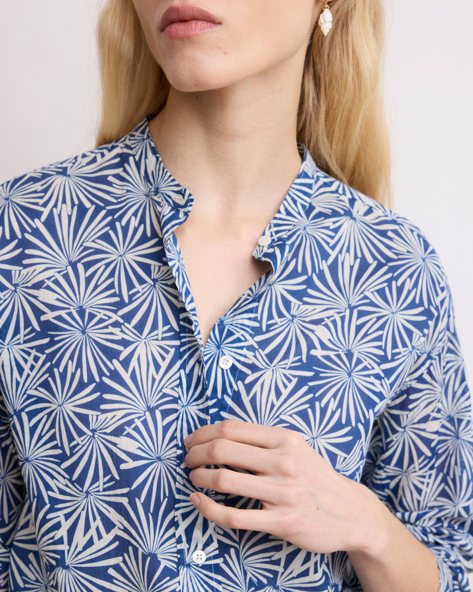 Cristal Women's Blue Anemones Printed Cotton Voile Shirt - Image alternative