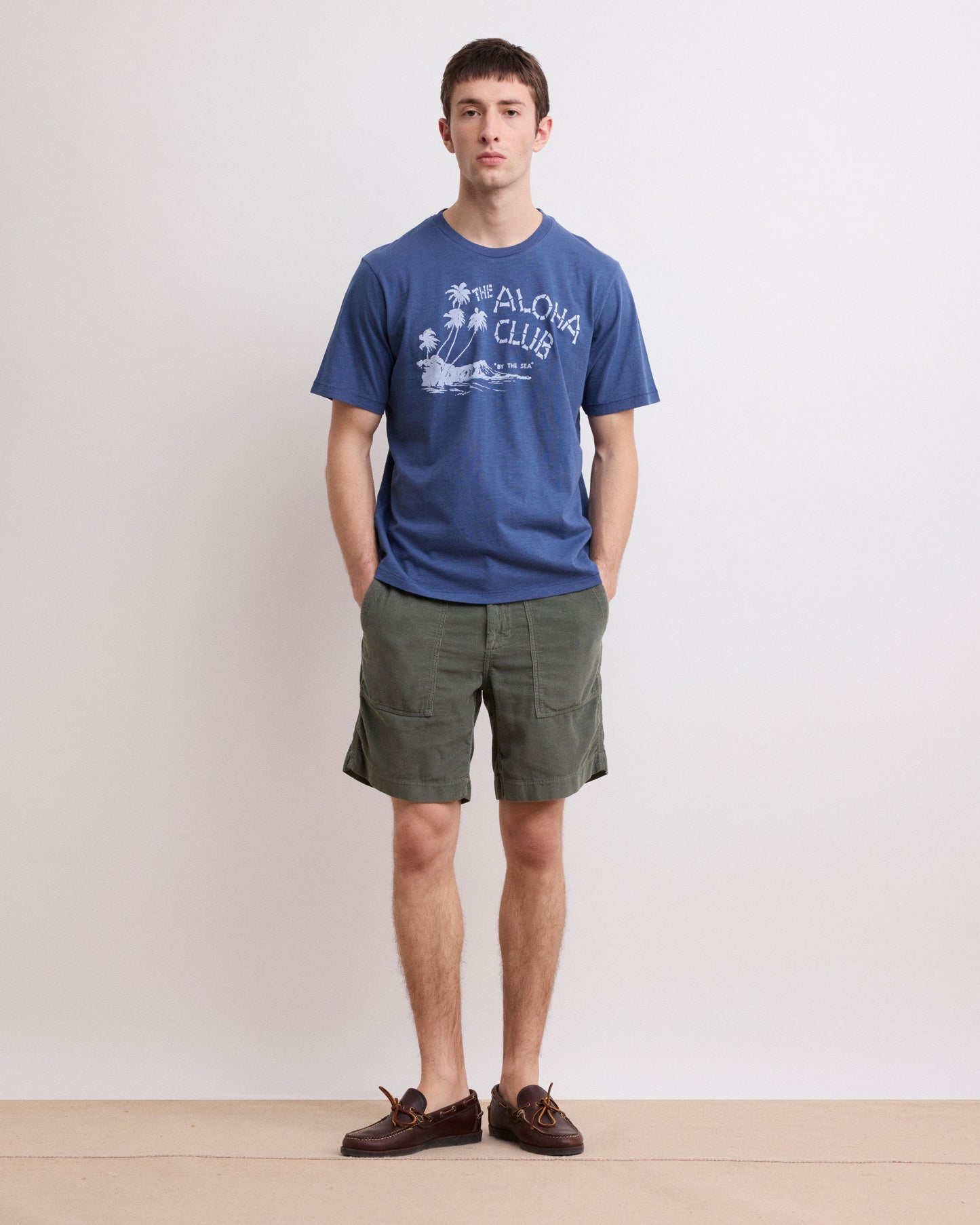 Short Homme en Velours Côtelé Vert Militaire Fatigue