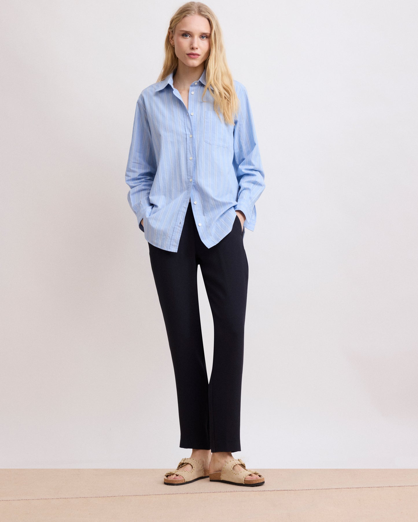 Pantalon Femme en Crêpe Bleu Marine Pirouette