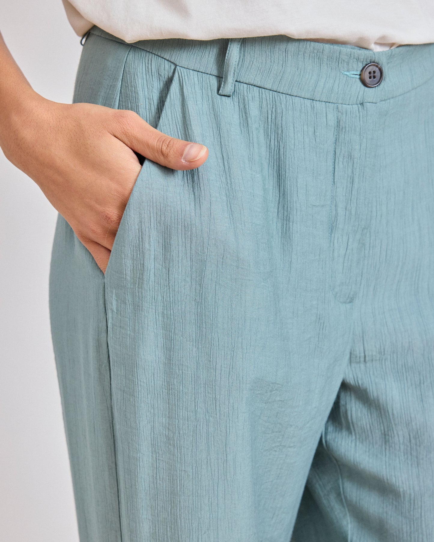 Pantalon Femme en Viscose Froissée Vert Positano