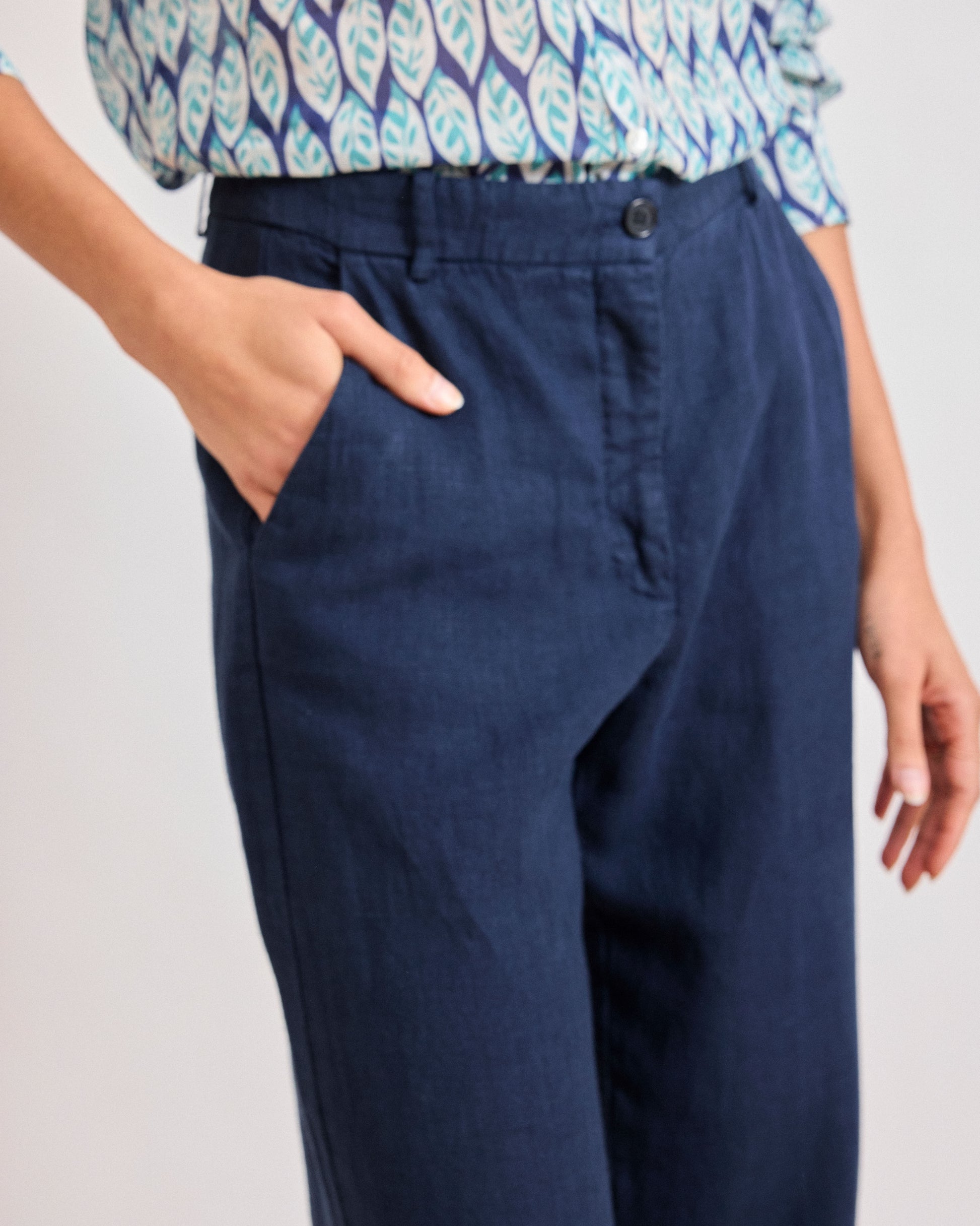 Pantalon Femme en Lin Bleu Marine Positanon