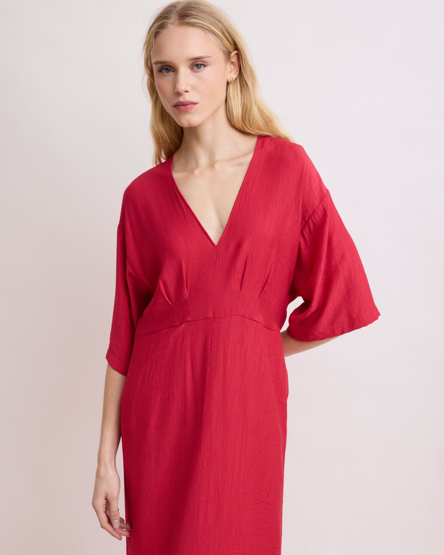 Robe Femme en Viscose Froissée Rouge Remusa