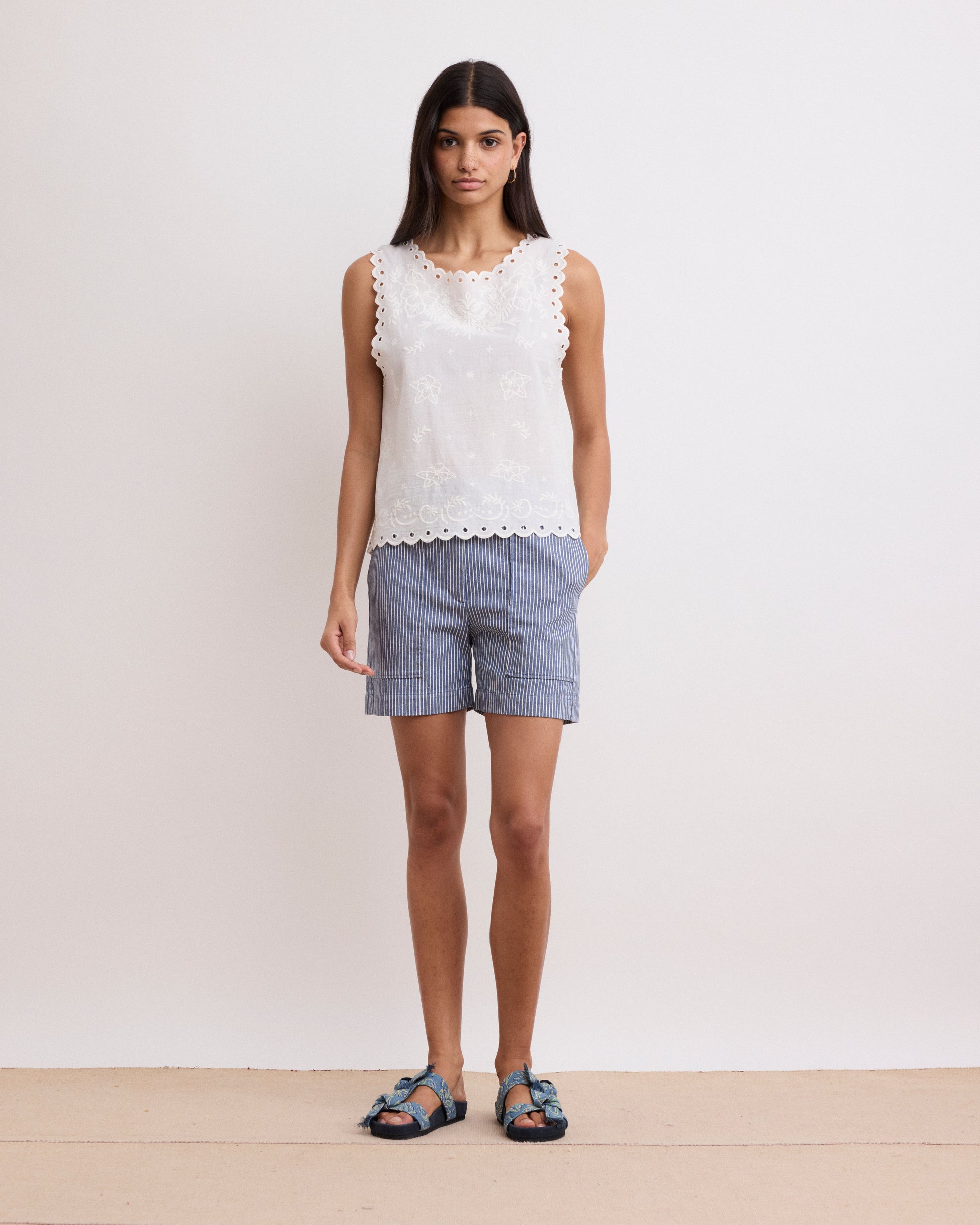 Short Femme en Twill de Coton Rayé Bleu & Blanc Sat