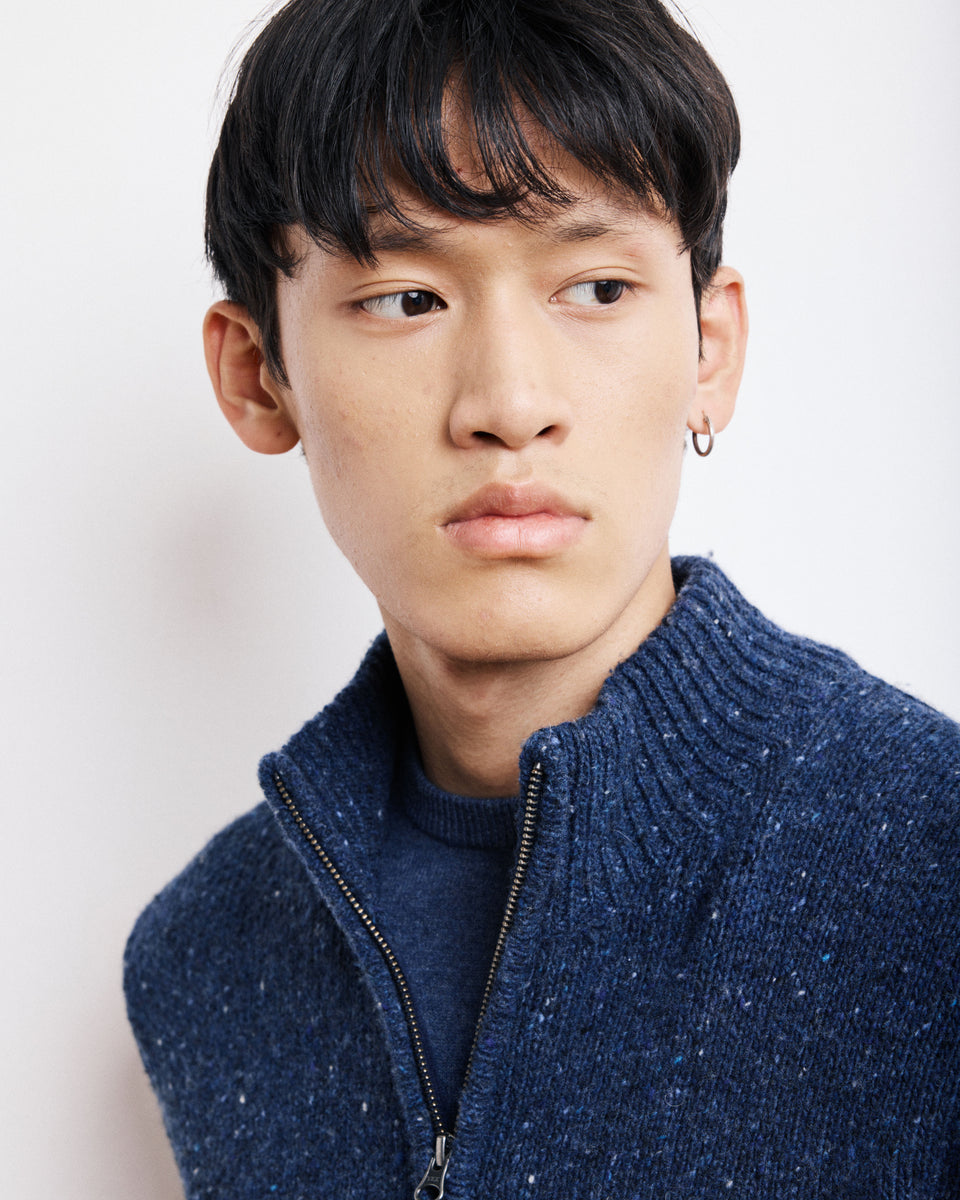 Pull Trucker Homme en Donegal de Laine & Alpaga Bleu Indigo - Image alternative