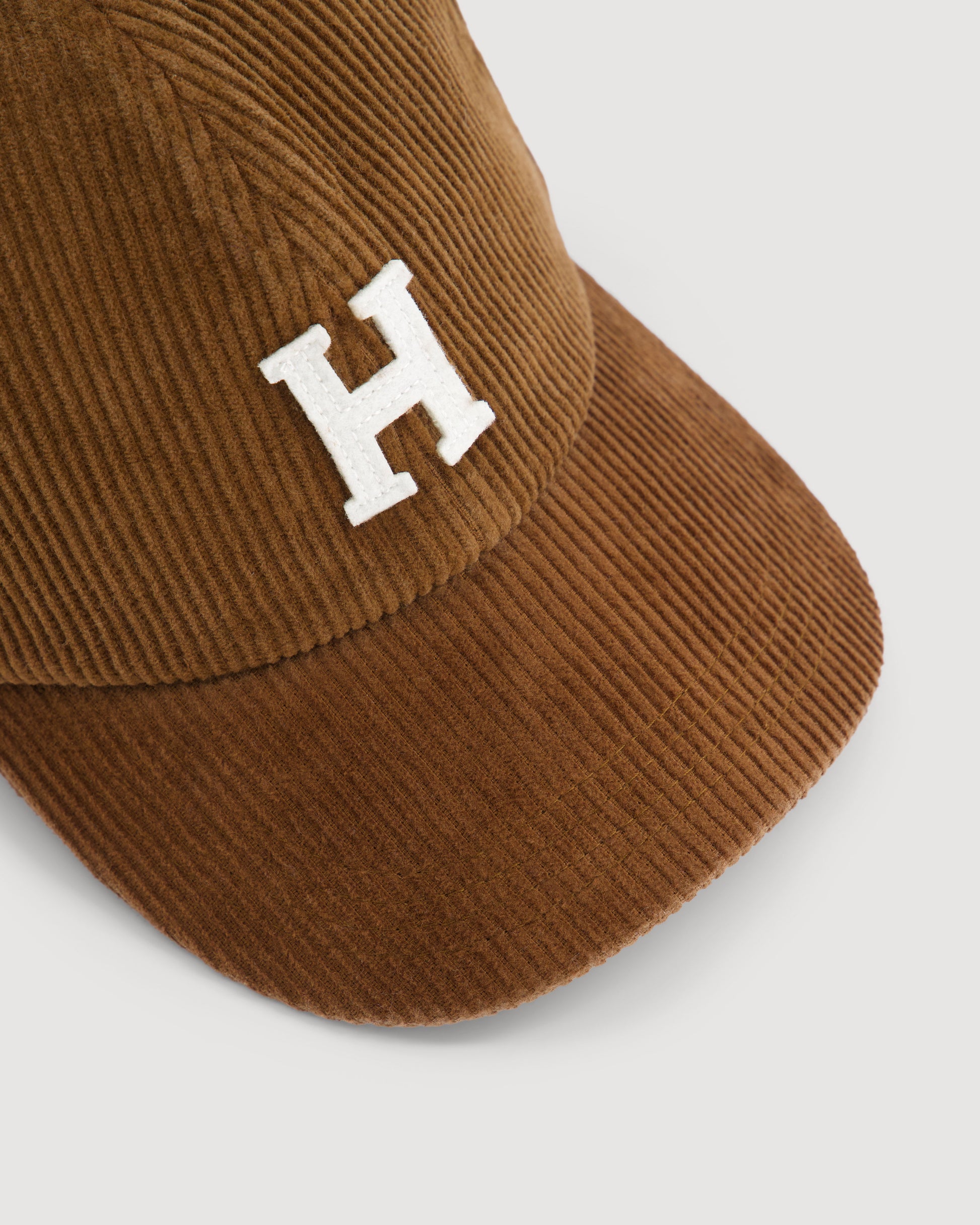 Casquette Homme en Velours Côtelé Marron Cap H