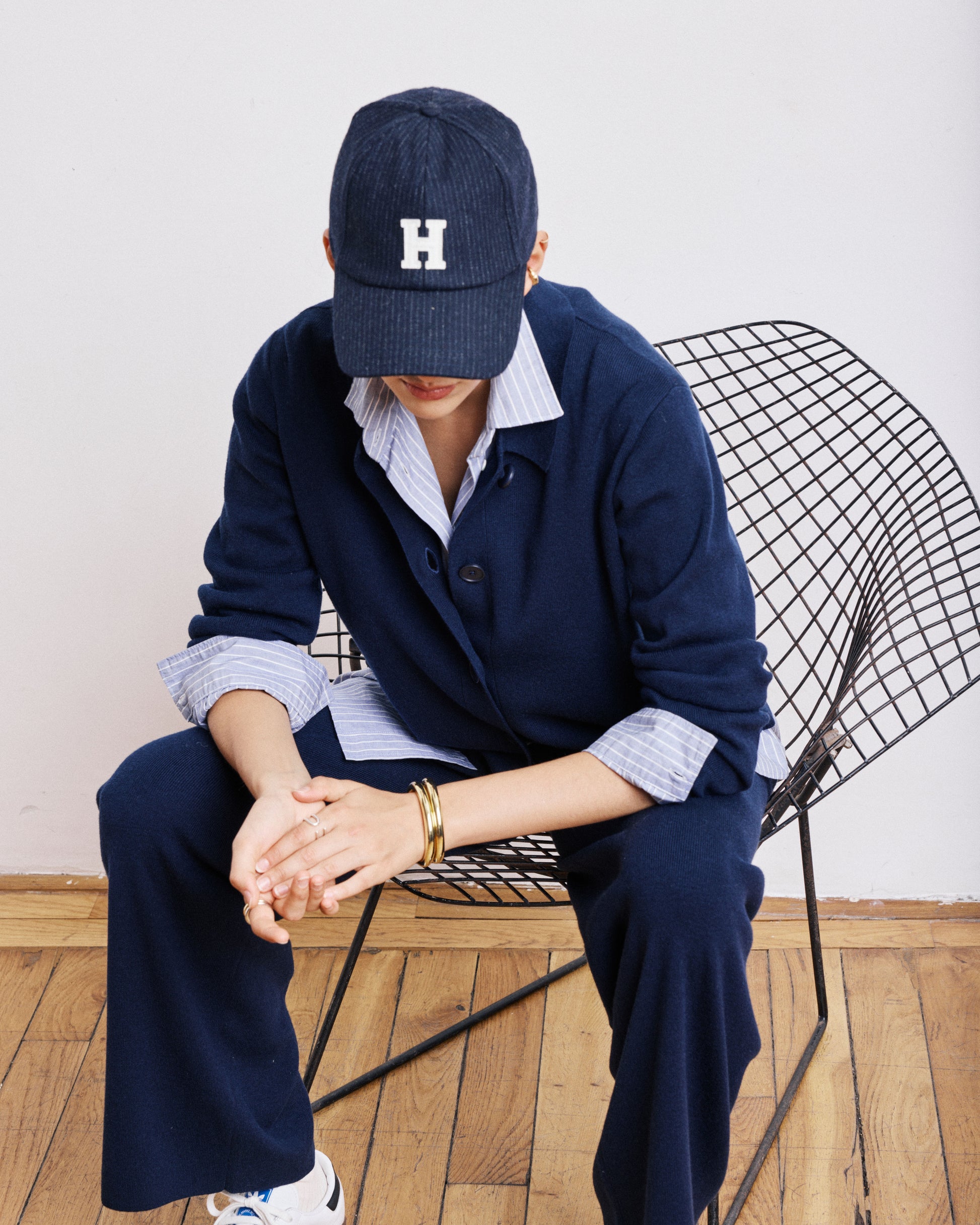Casquette Femme en Flanelle de Laine à Rayures Bleu Marine Cap H
