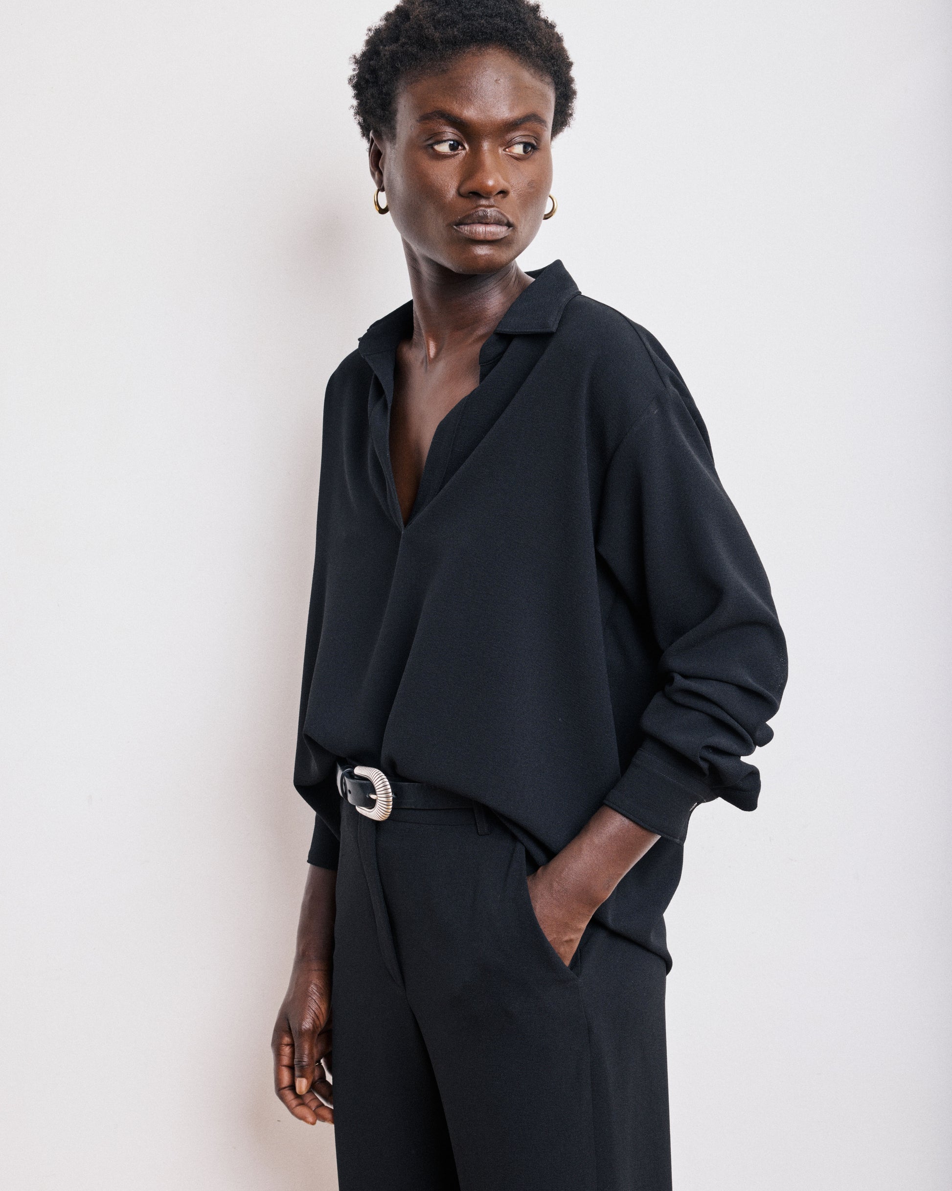 Blouse Femme en Crêpe Noir Chorus
