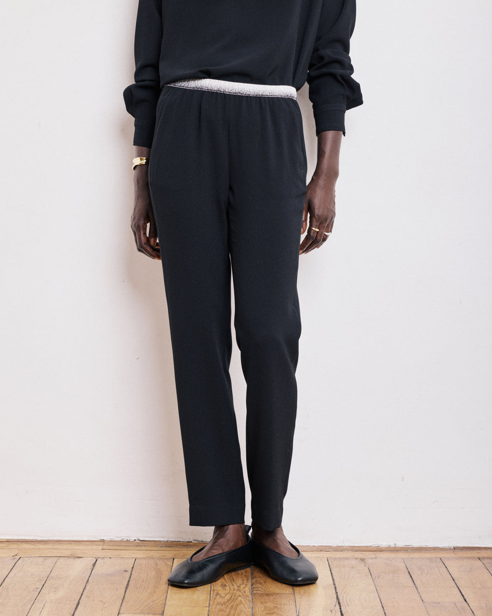 Pirouette Women's Black Crepe Pants - Image alternative