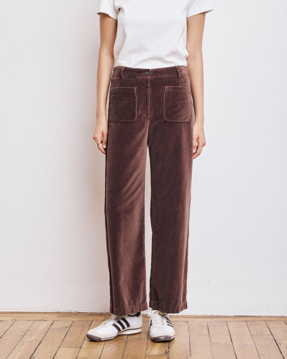 Poli Women's Chocolate Velvet Pants - Image alternative
