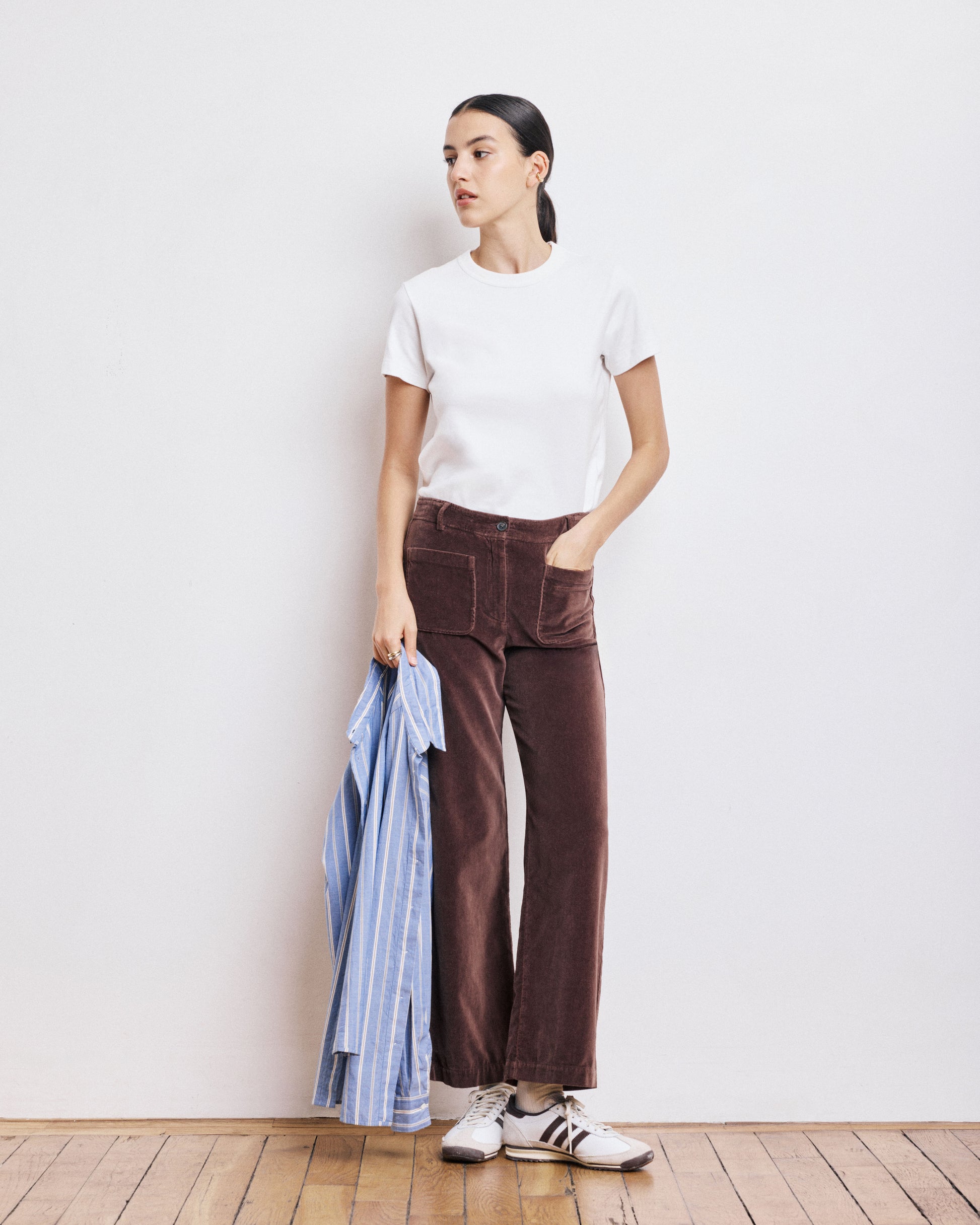 Pantalon Femme en Velours Lisse Chocolat Poli