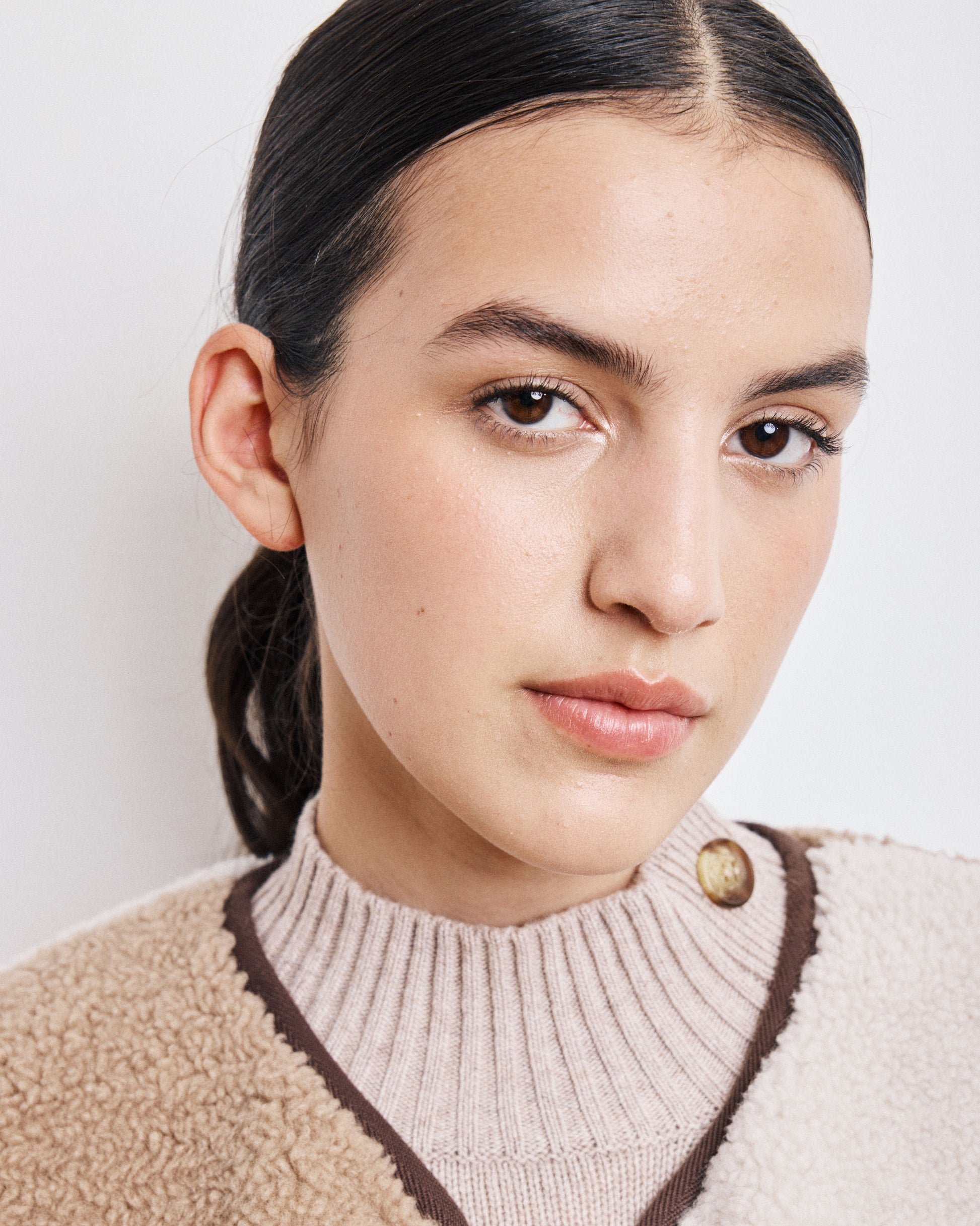 Gilet Femme en Fausse Fourrure Bouclée Beige & Ecru Veepie