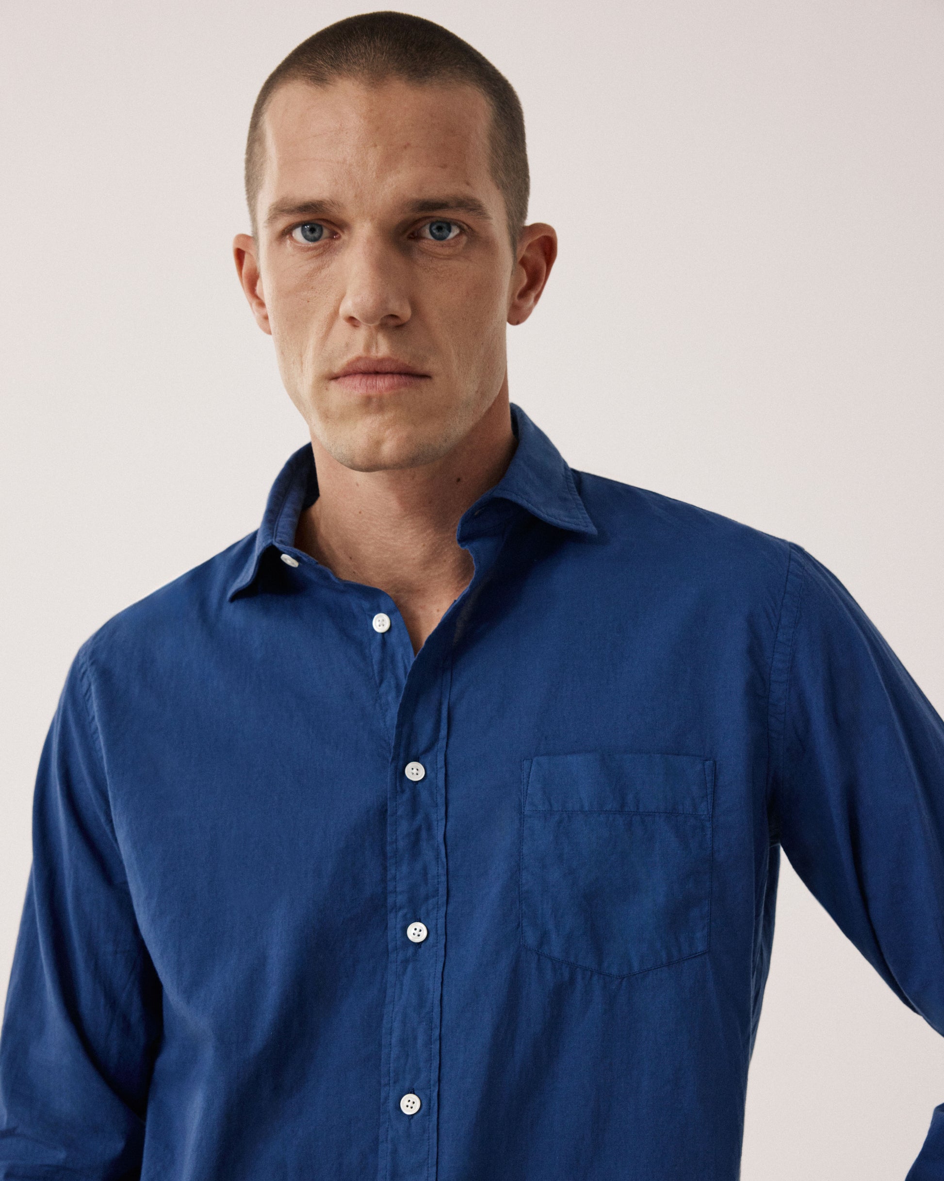 Chemise Homme en Voile de Coton Bleu Indigo Paul BF01002-60