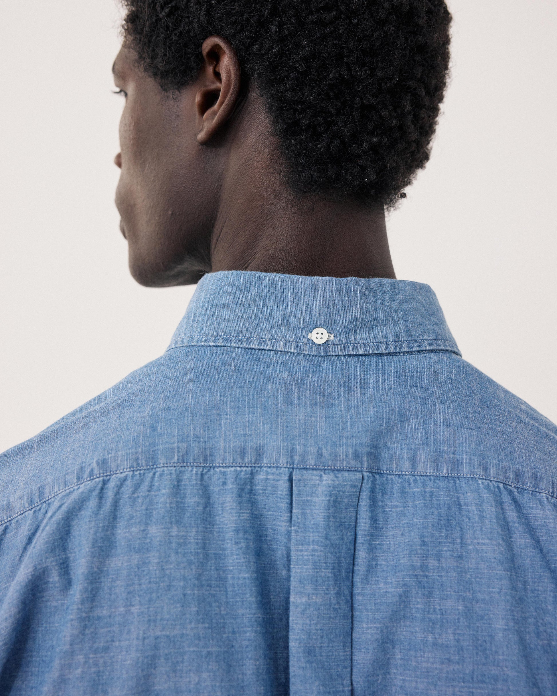 Camisa de hombre en chambray ligero azul índigo Pitt BF17023-01