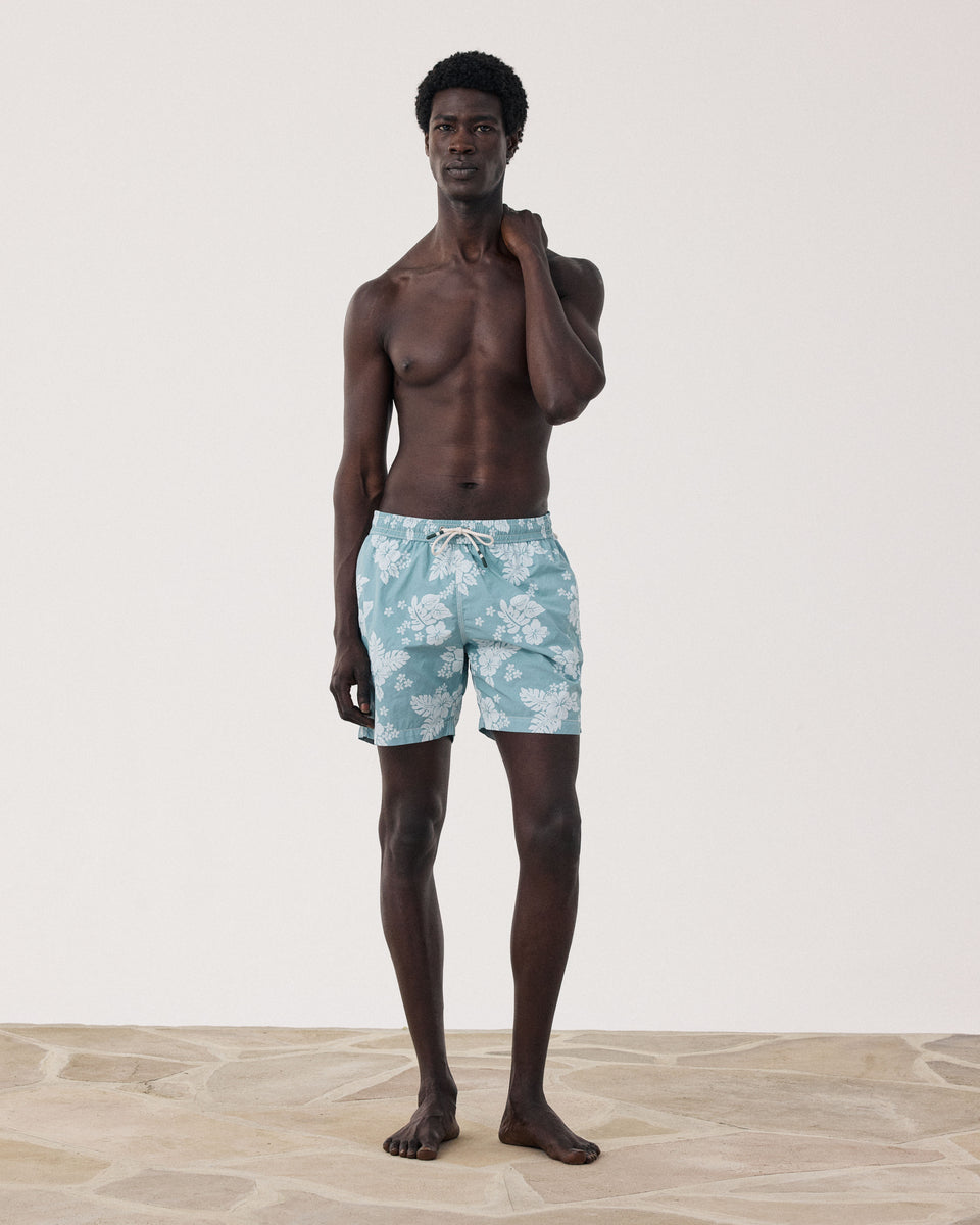 Men's Mint Green Hibiscus Printed Swim Trunks - Image principale