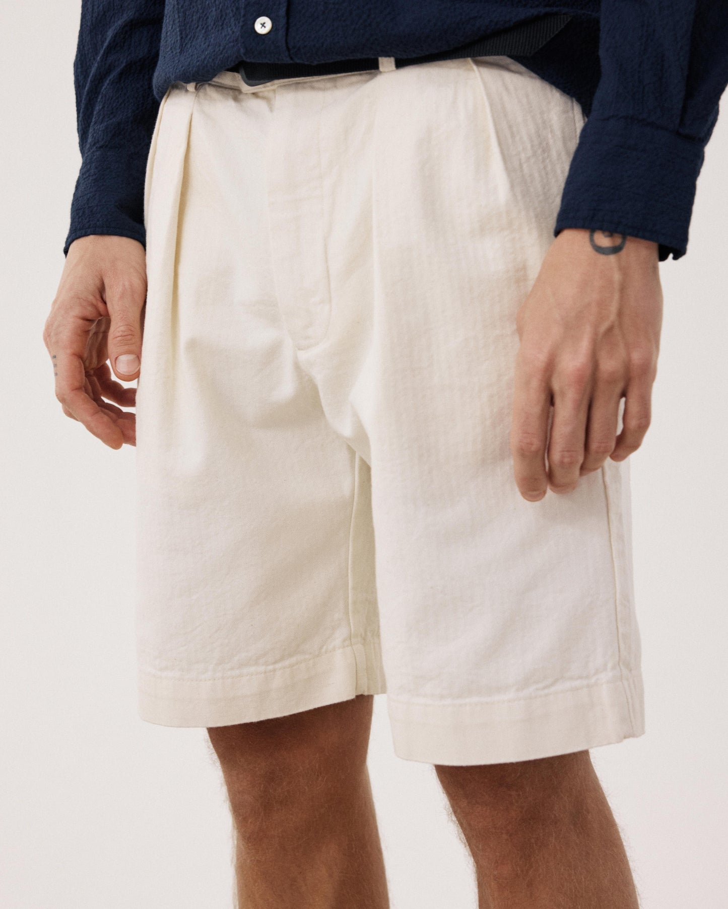 Short Homme en Coton à Chevrons Ecru Trunk BF52110-01