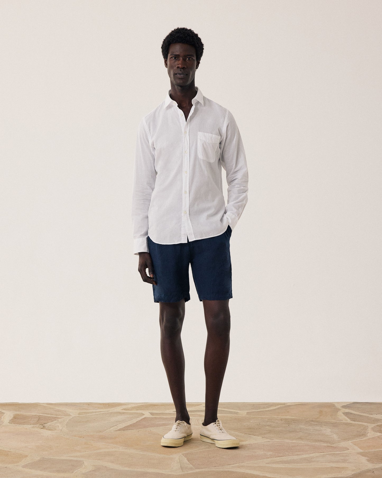 Short Homme en Lin Bleu Marine Joggy BF58100-59