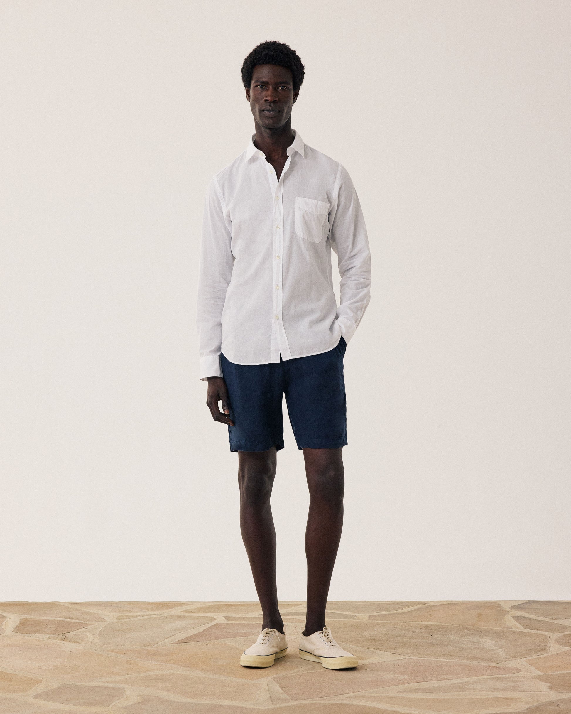 Short Homme en Lin Bleu Marine Joggy BF58100-59