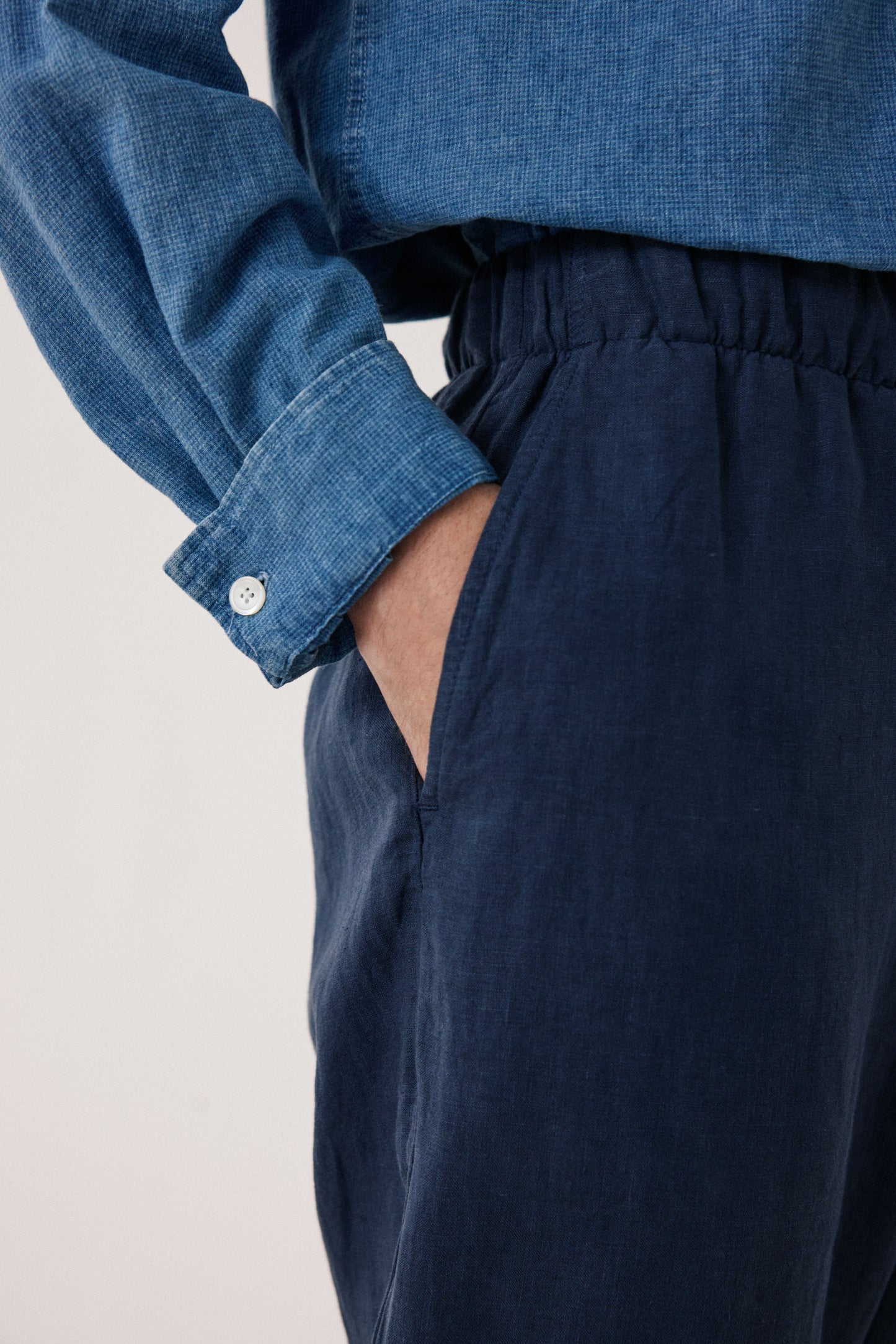 Pantalon Homme en Lin Bleu Marine Joggy BF59100-59