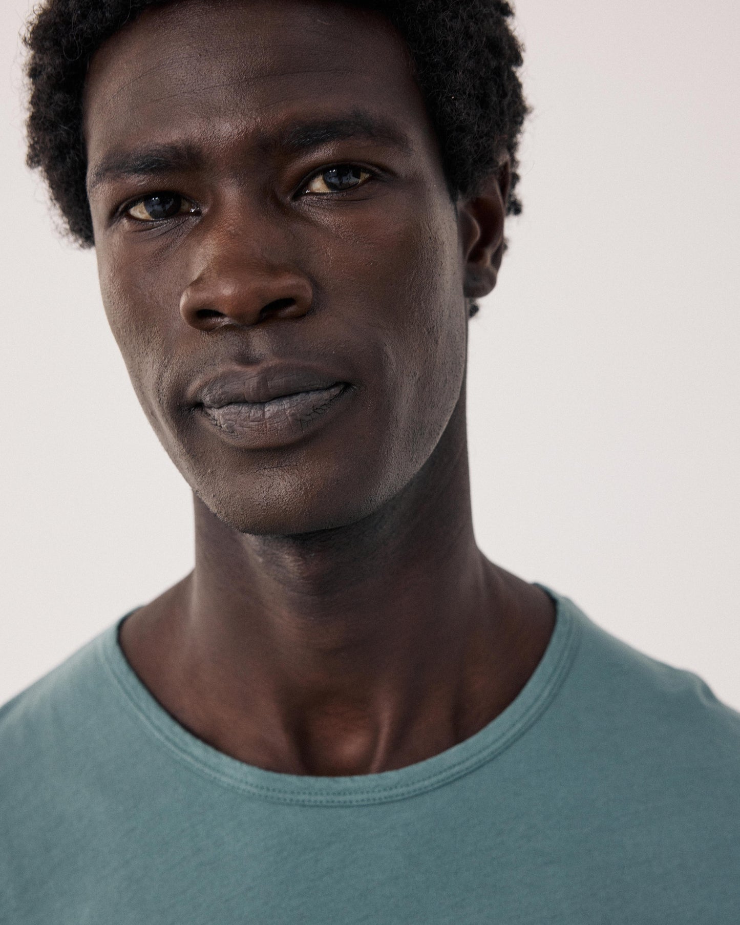 Light Crew Men's Cactus Green Lightweight Cotton Jersey T-shirt