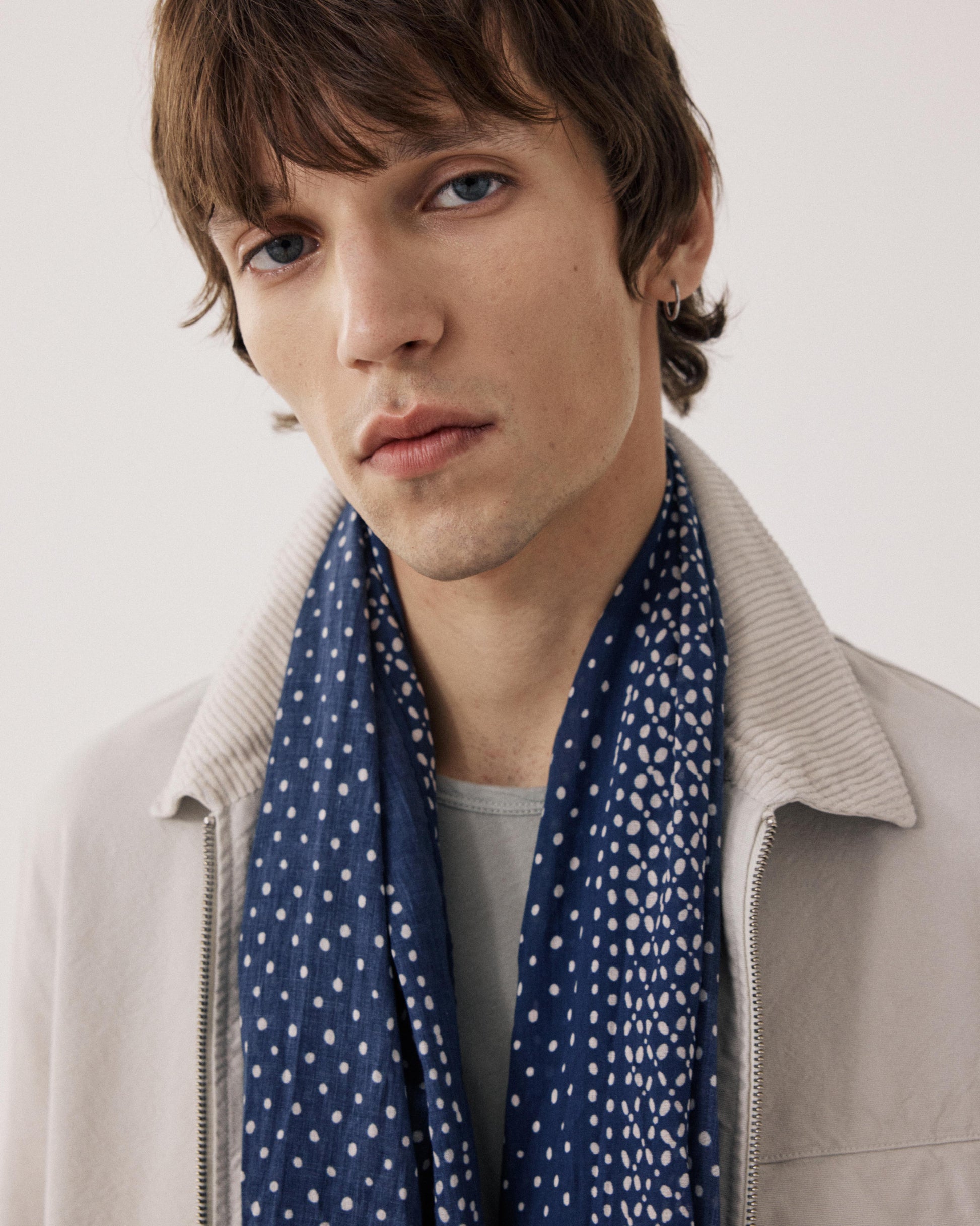 Echarpe Homme en Coton Bleu Indigo Dots BFC9417-01