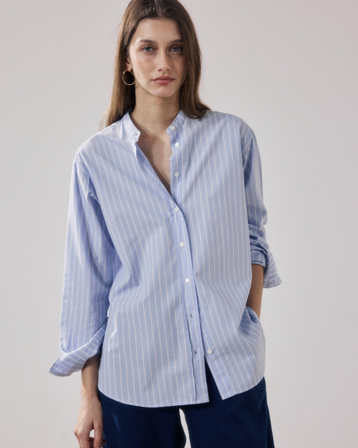 Chemise Femme en Coton Bleu Clair & Blanc Cristal