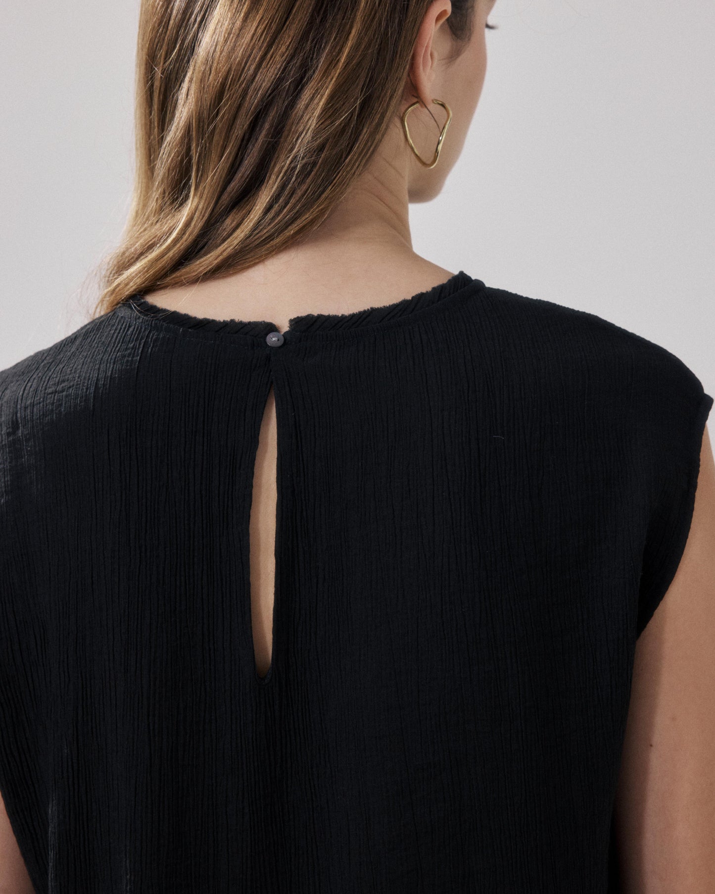 Howi BFHC634-10 Black Cotton Women's Top