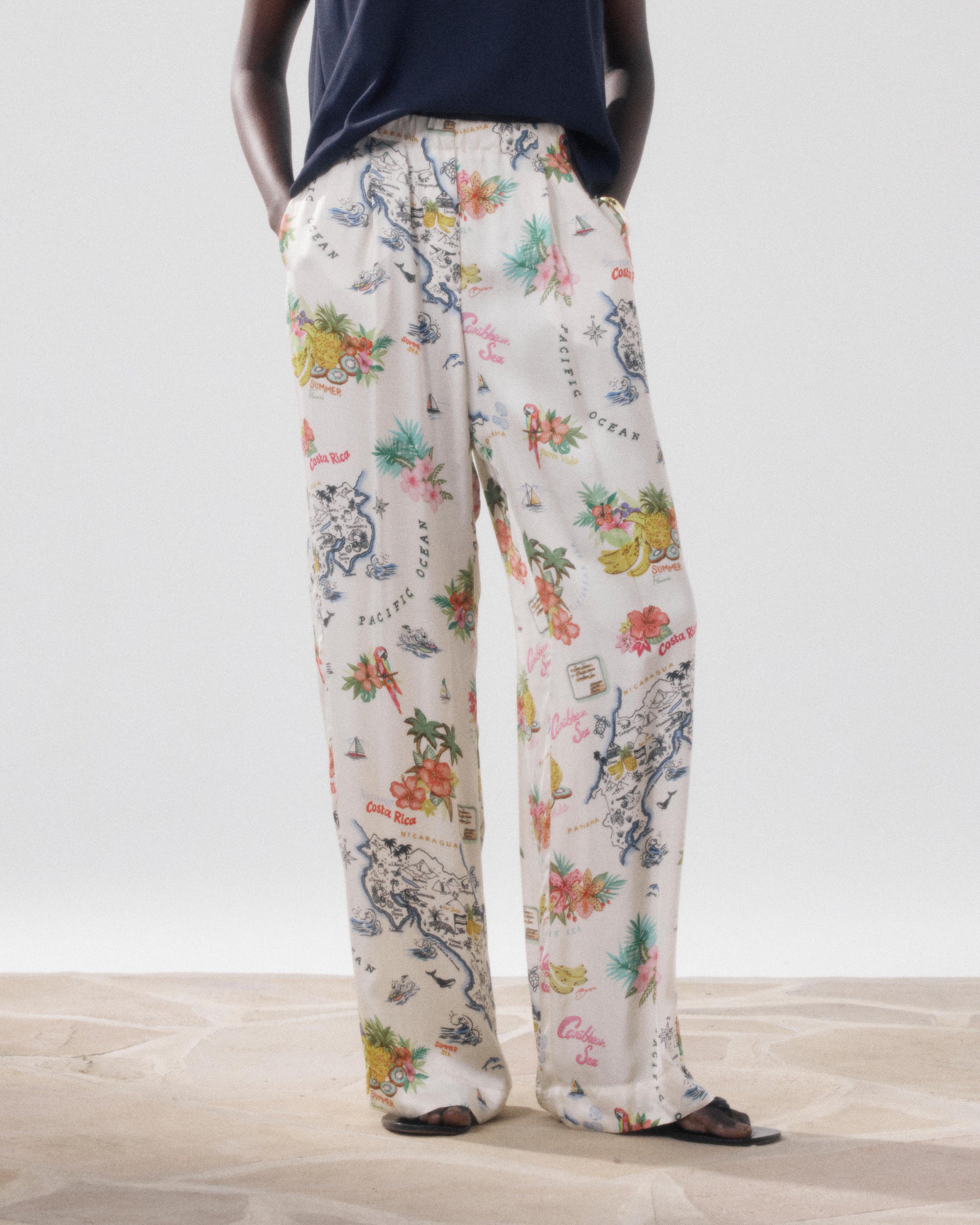 Women's Off-white & Multicolor Landscape Viscose Pants BFPH621-01