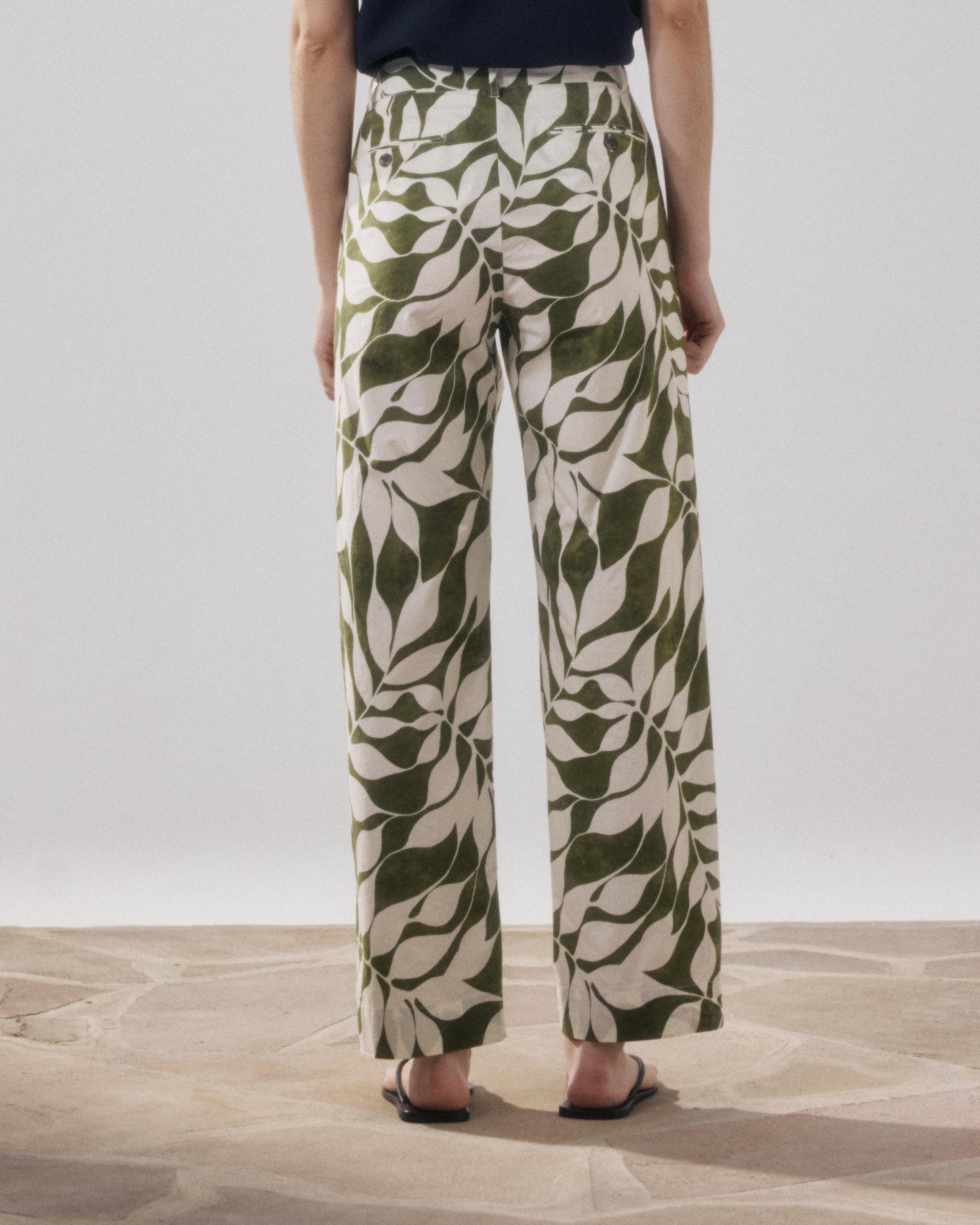 Pantalon Femme en Coton Imprimé Feuilles Blanc & Beige Perf BFPJ622-01