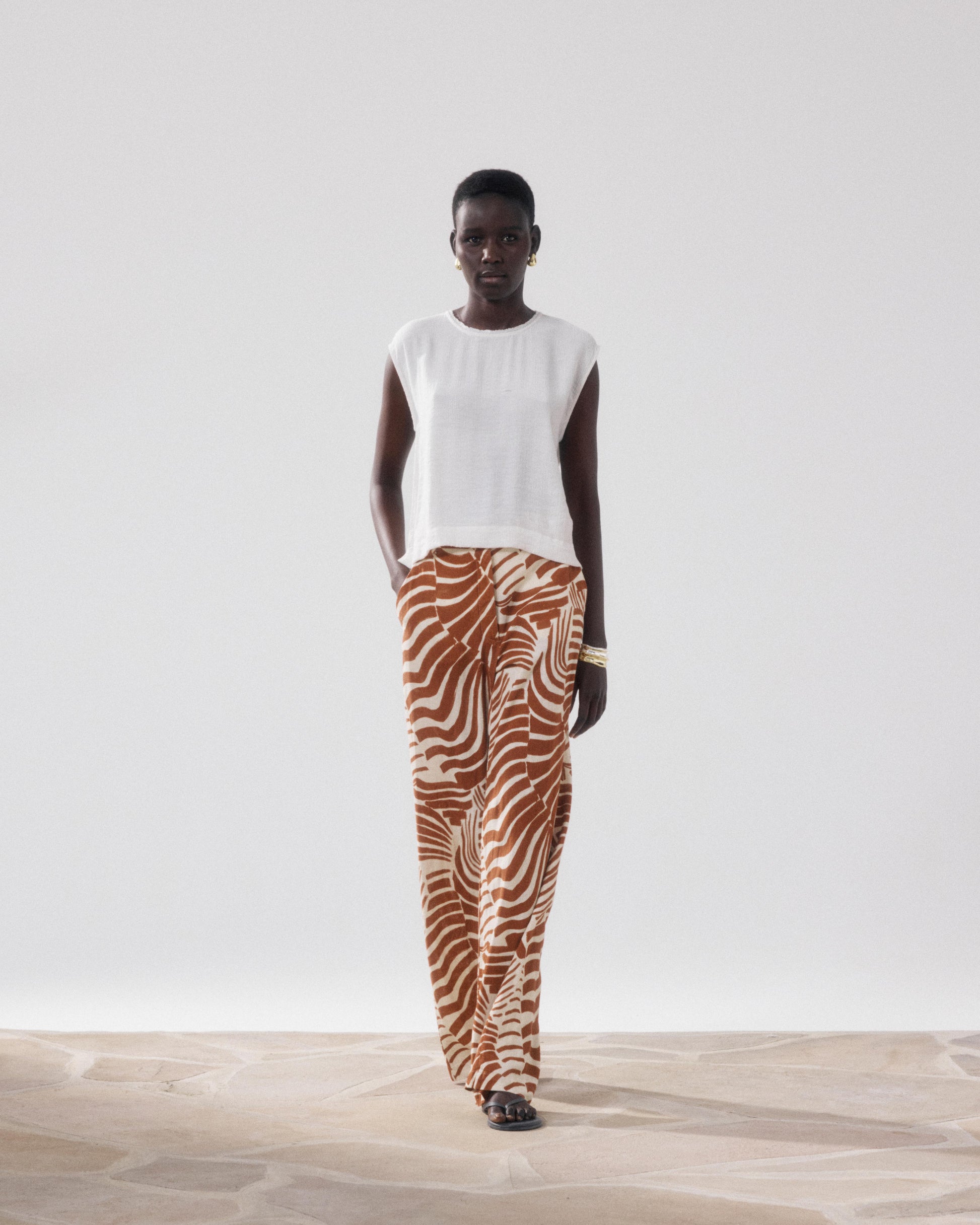 Pantalones de mujer de Lino & Viscosa Estampados en color crudo y marrón Positano BFPR625-01