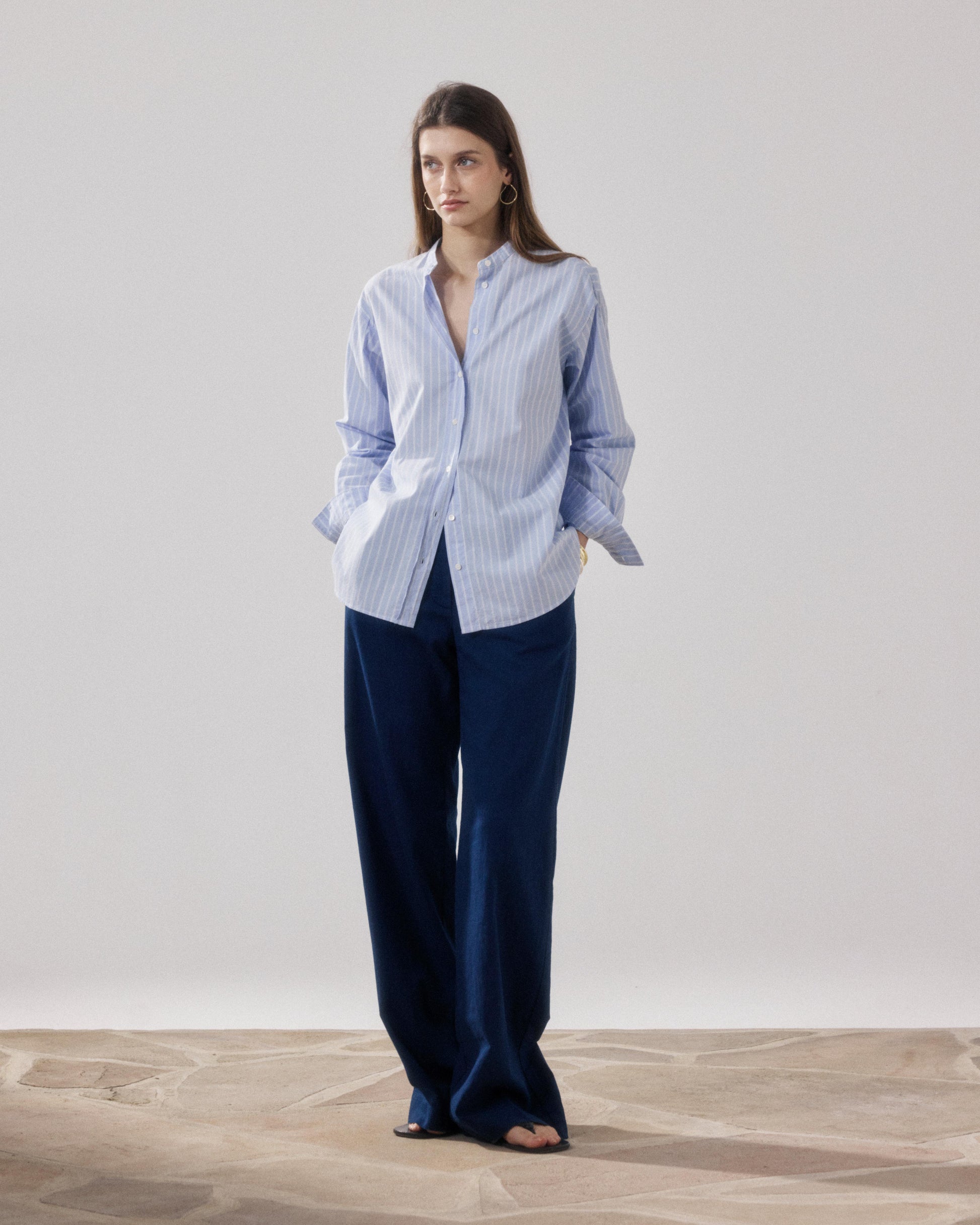 Pantalones de mujer en sarga de algodón azul noche Pulam BFPT604-43