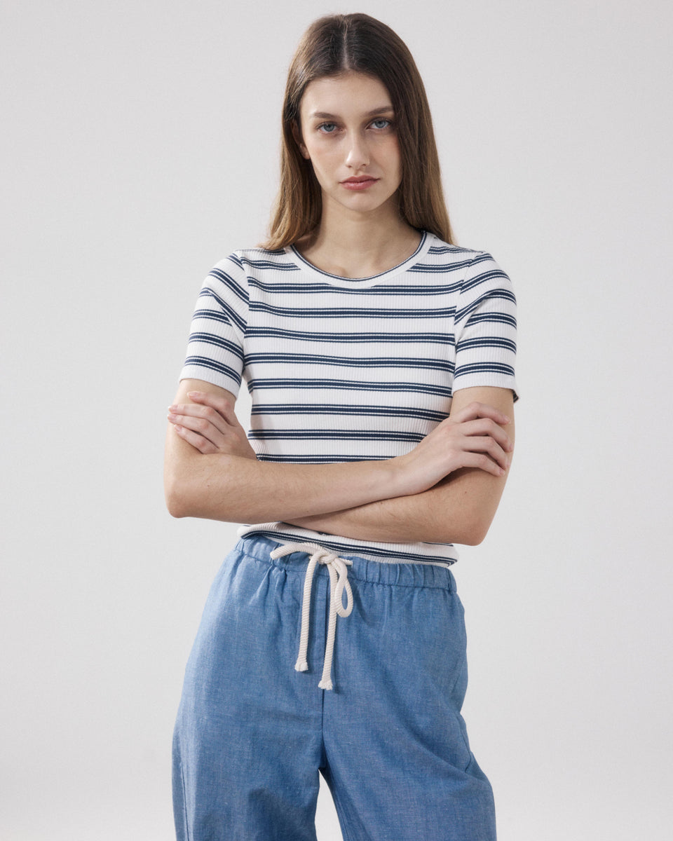 Telopea Women's Ecru & Navy Blue Ribbed Cotton T-shirt - Image principale