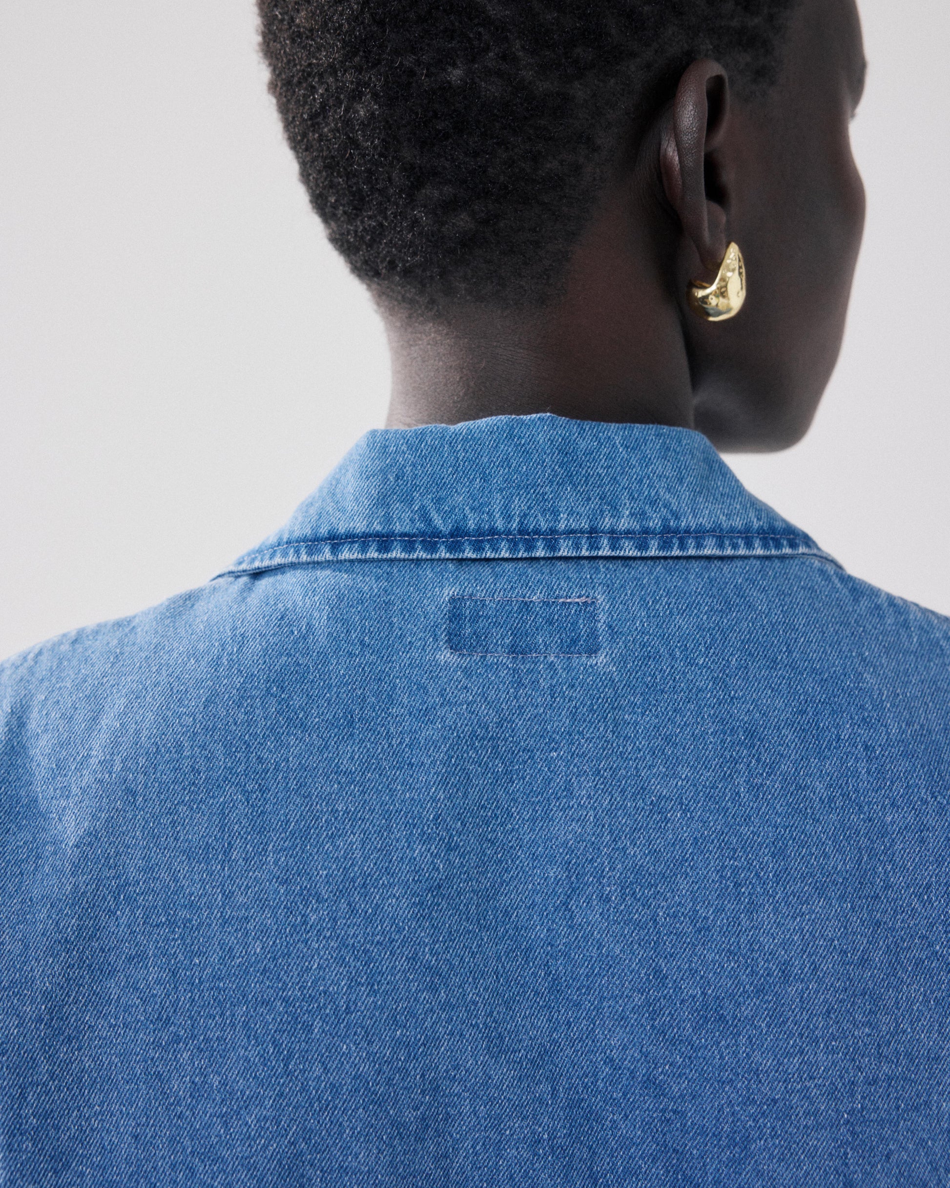 Chaqueta de mujer en denim azul claro Verdi BFVE617-01