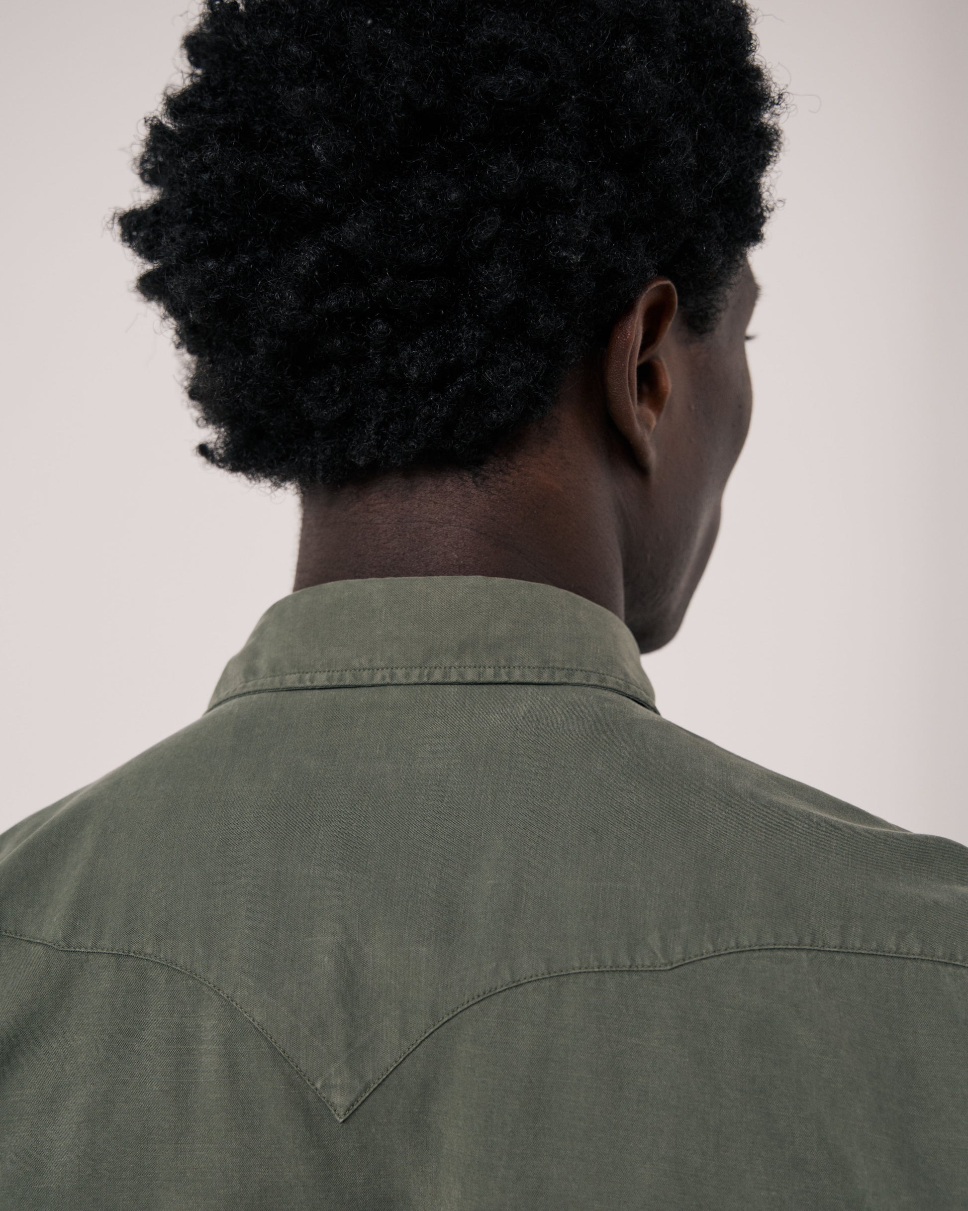 Chemise Homme en Tencel & Coton Vert Militaire Portland
