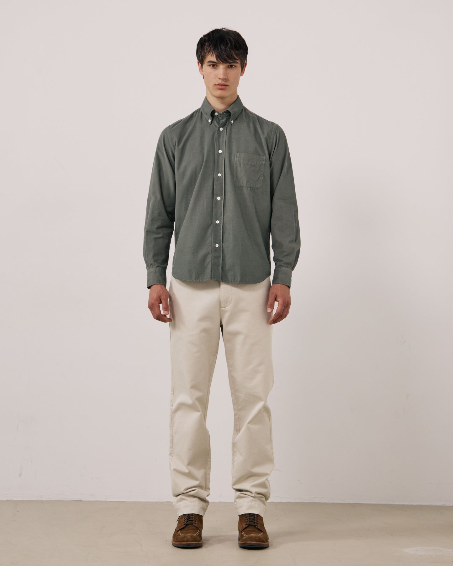 Chemise Homme en Velours Côtelé Fin Vert Militaire Pitt
