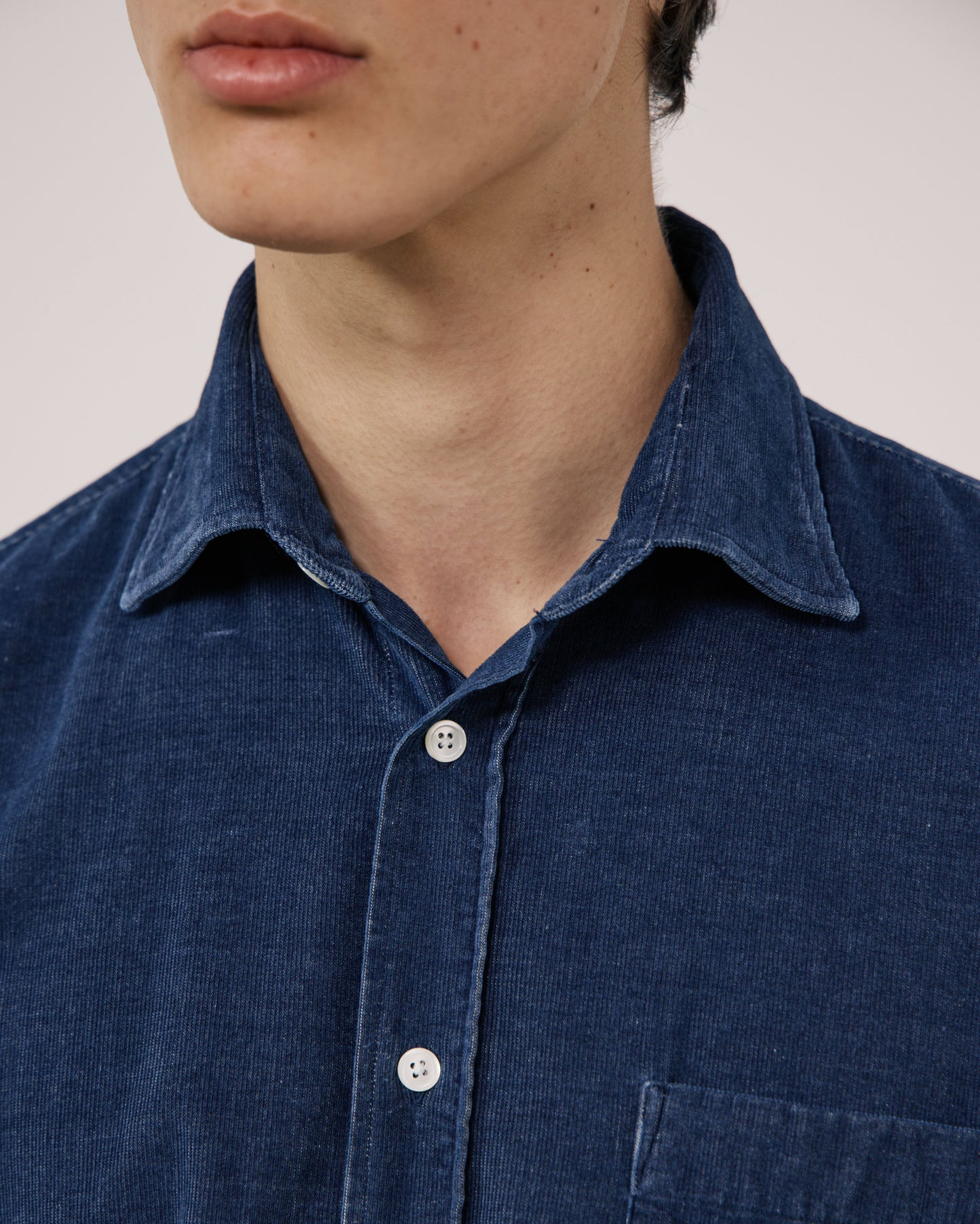 Chemise Homme en Velours Côtelé Fin Bleu Indigo Paul