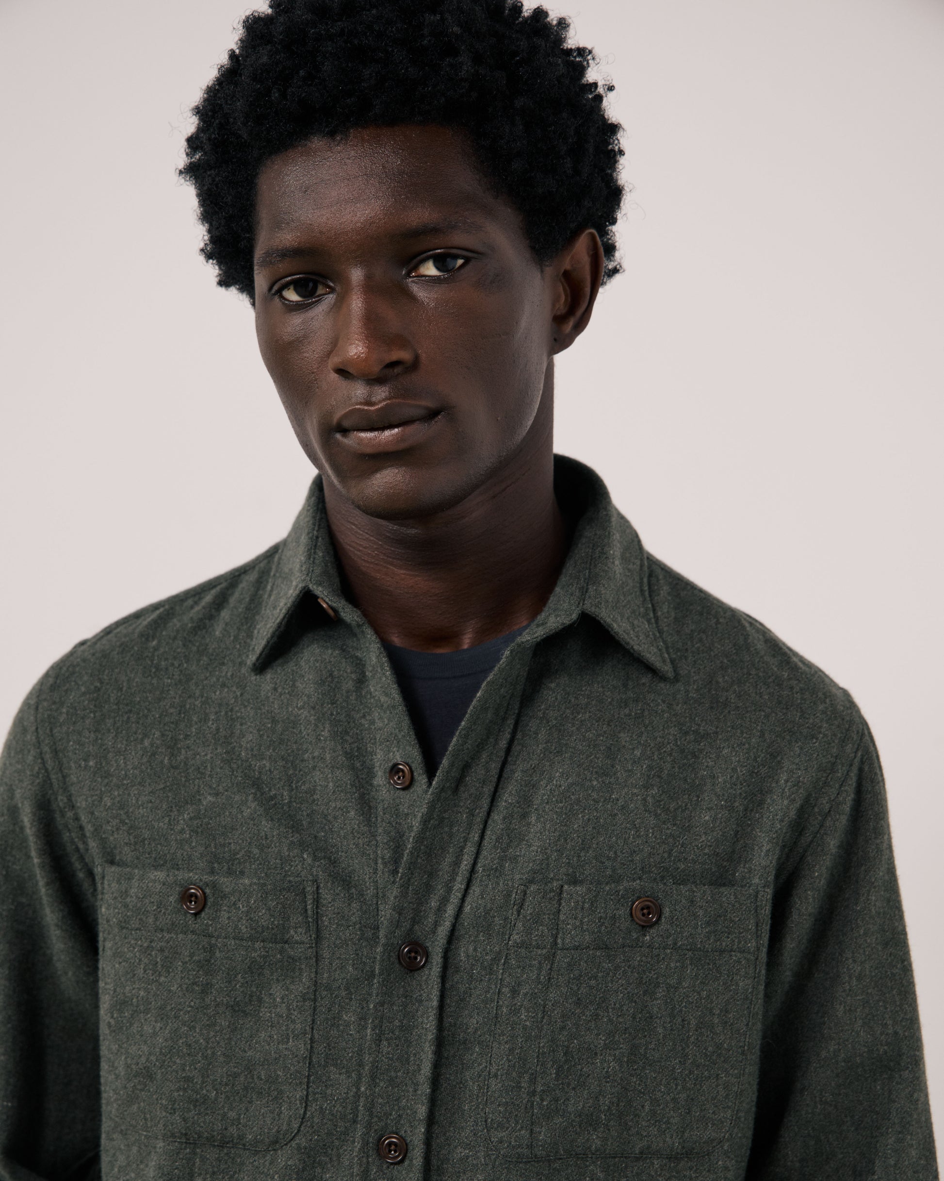 Chemise Homme en Flanelle de laine Vert Militaire Percey
