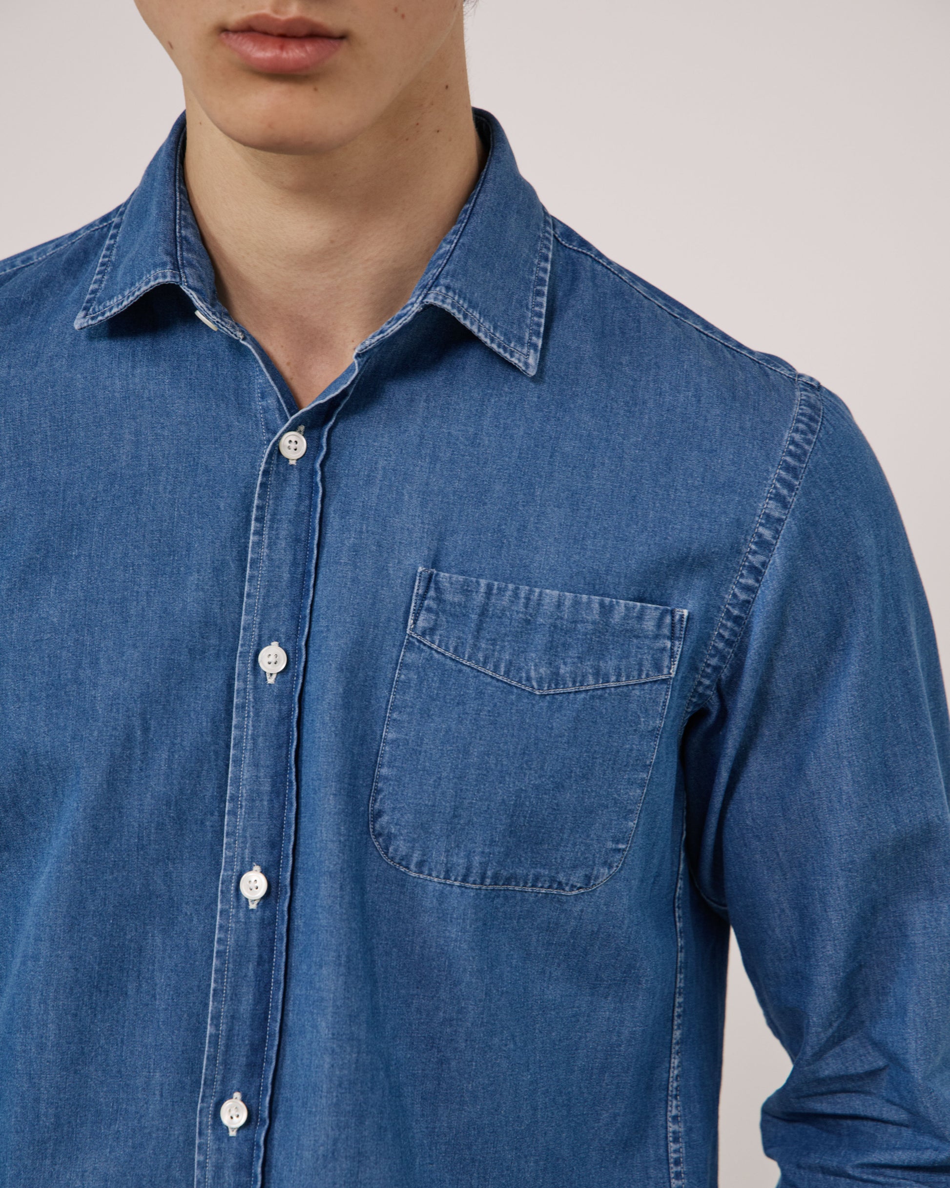 Chemise Homme en Denim Léger Bleu Indigo Storm