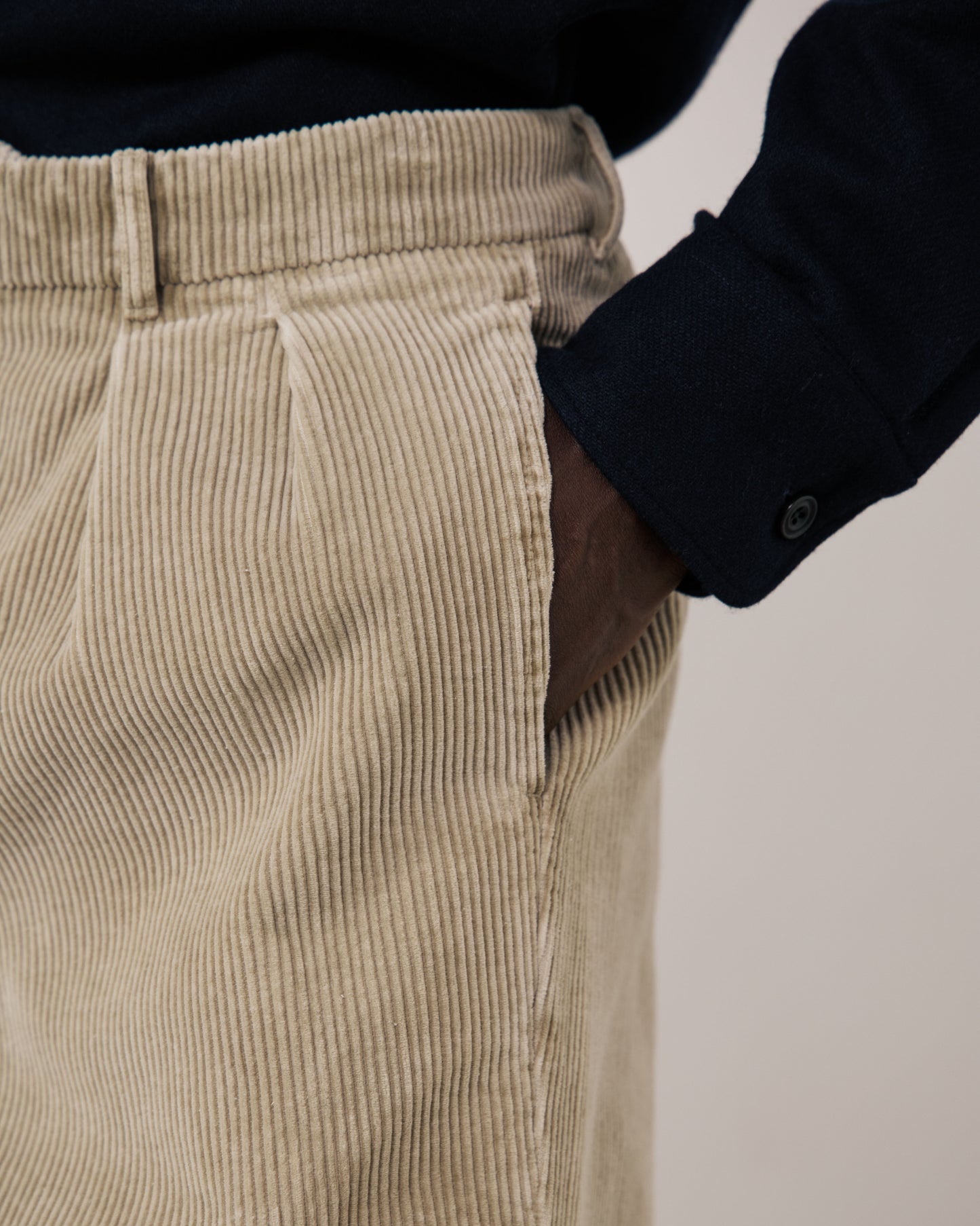 Pantalon Homme en Velours Côtelé Sable Trunk