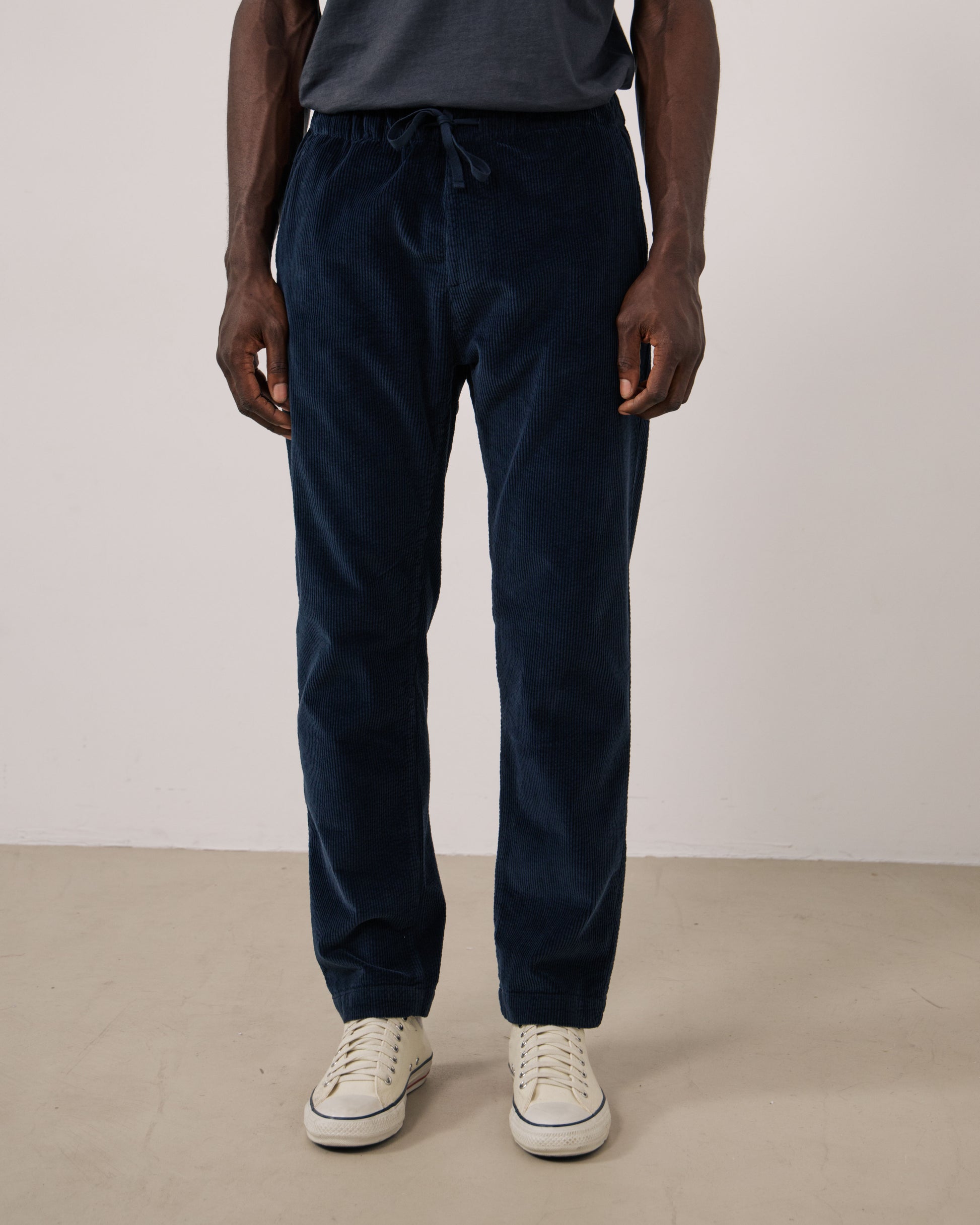 Pantalon Homme en Velours Côtelé Seersucker Bleu Marine Joggy