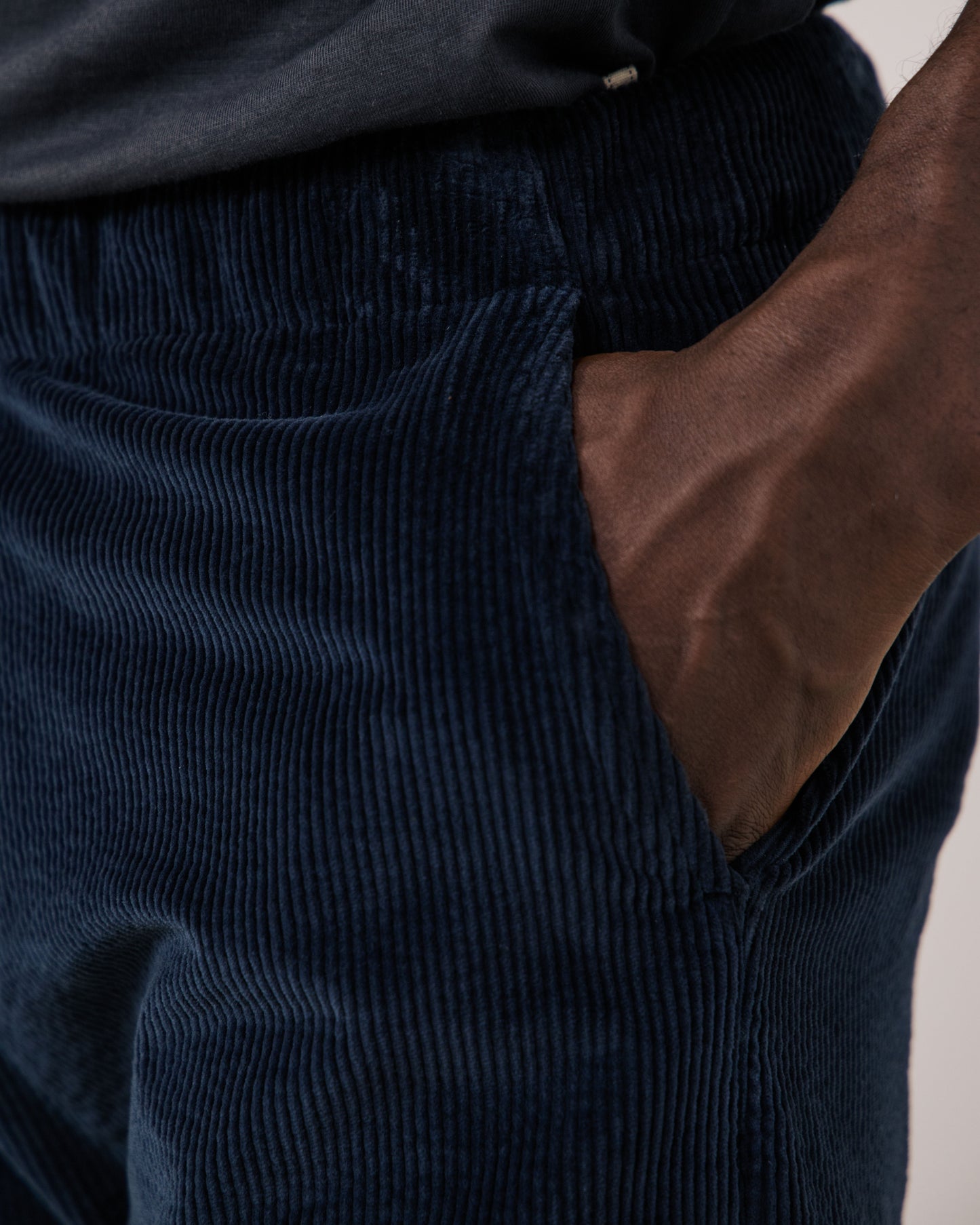 Pantalon Homme en Velours Côtelé Seersucker Bleu Marine Joggy