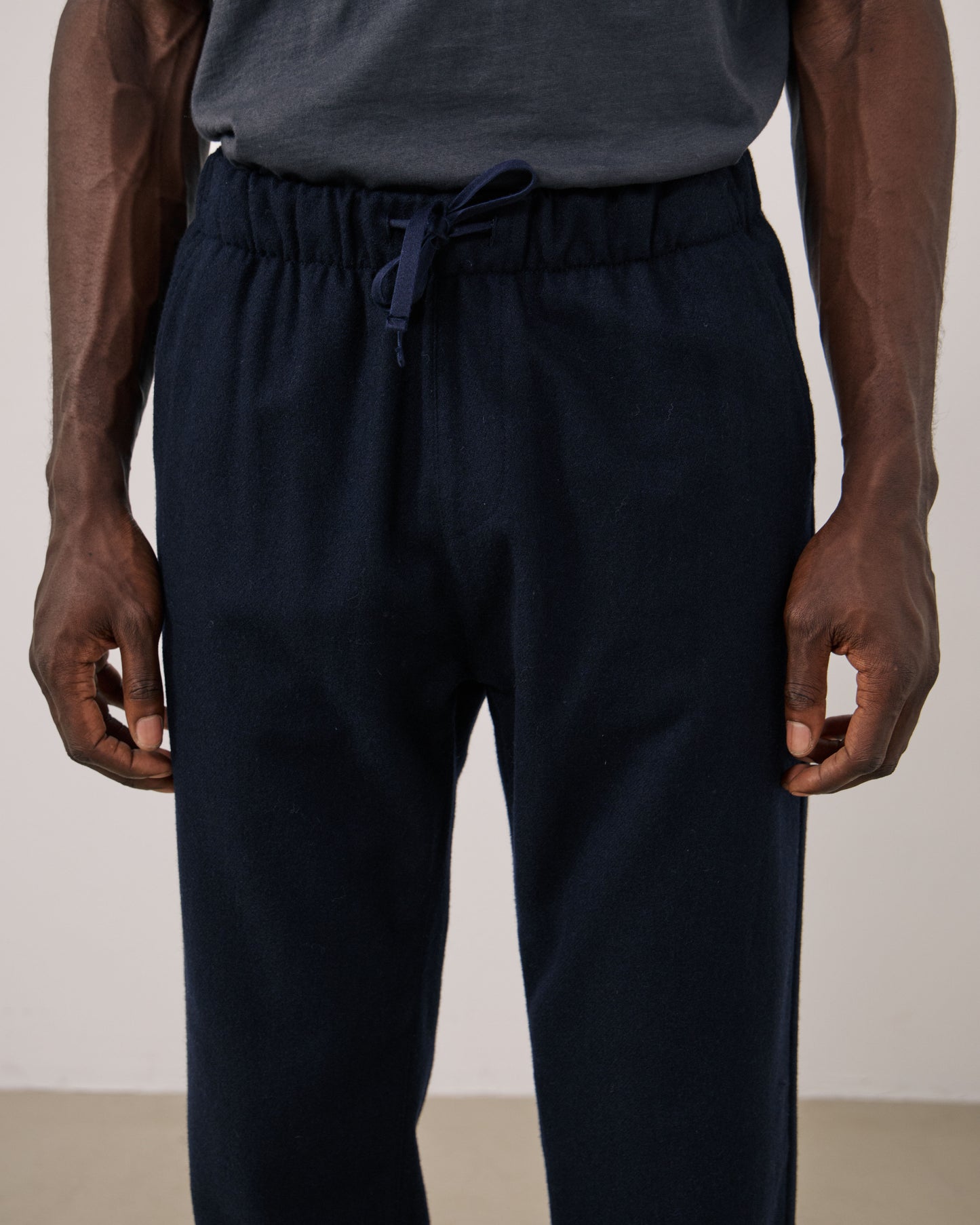 Pantalon Homme en Flanelle de laine Bleu Marine Joggy