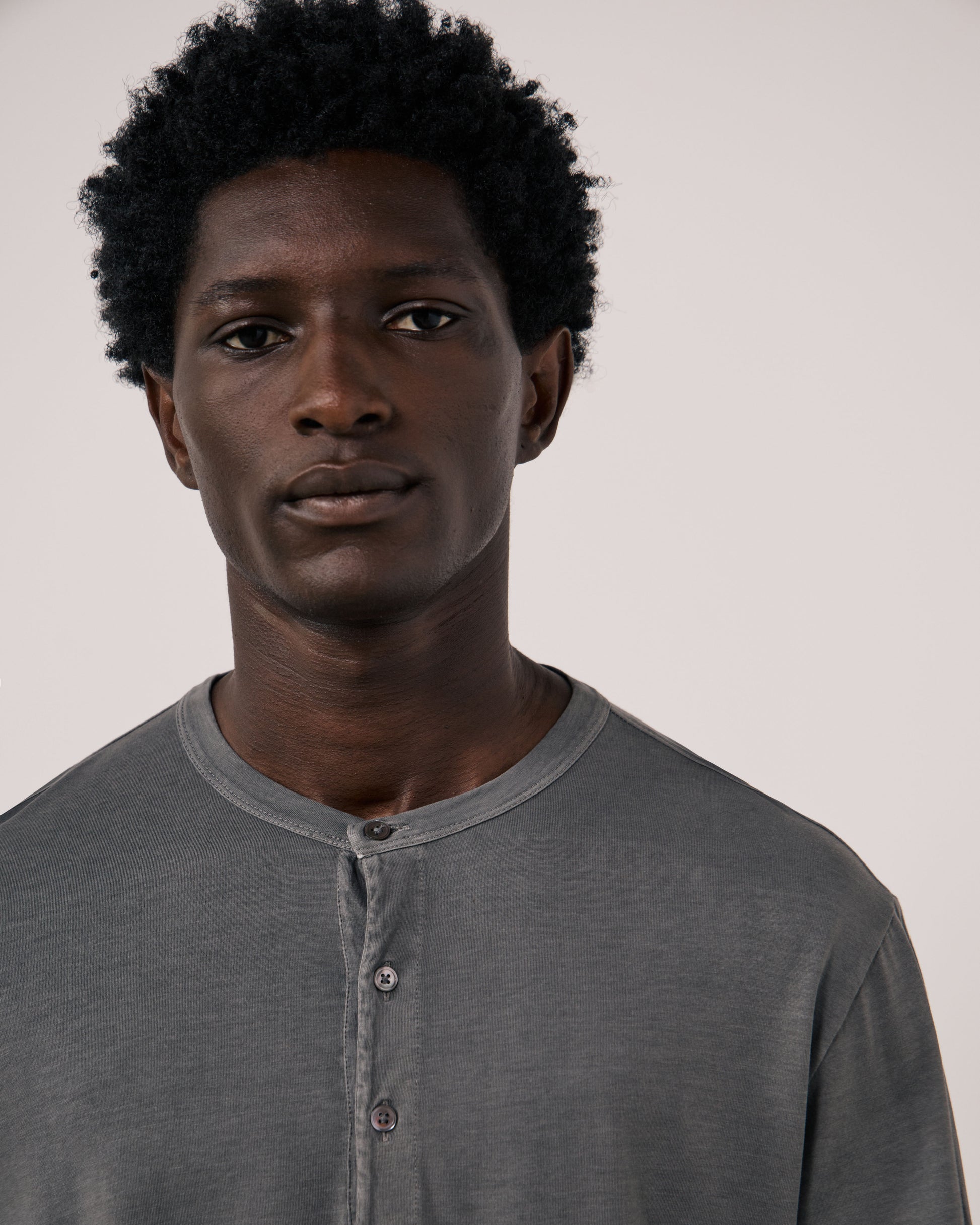 T-shirt Homme en Jersey de Lyocell & Coton Gris Henley
