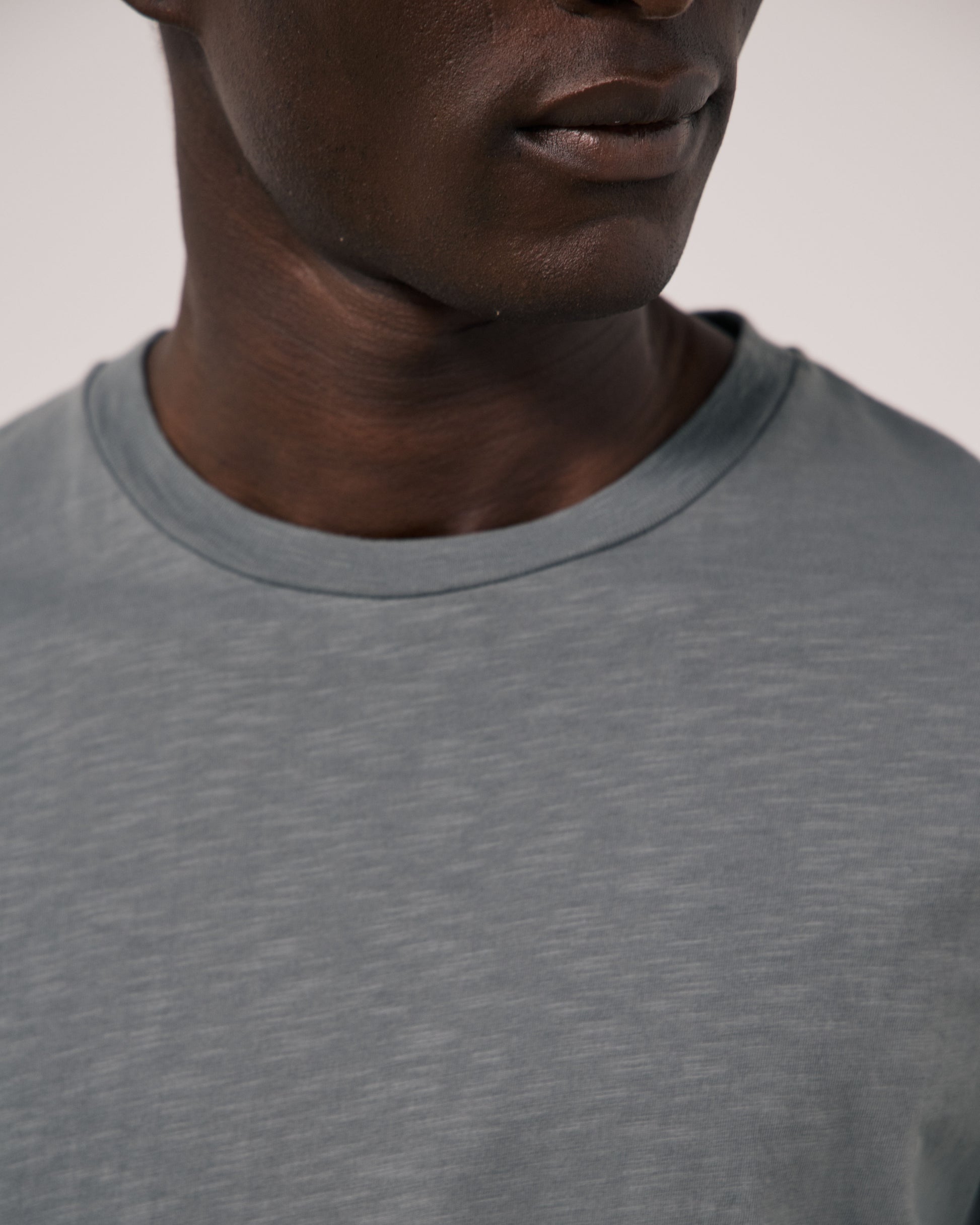 T-shirt Homme en Coton Slub Vert de gris Crew