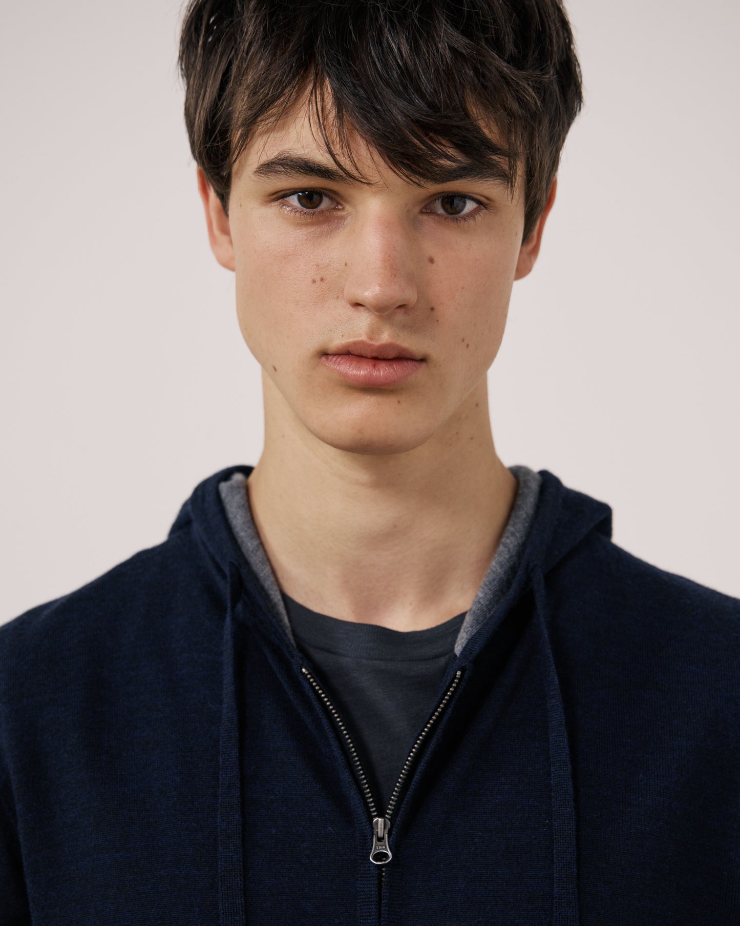 Pull Homme en Laine Extrafine Bleu Marine Merino Hoody