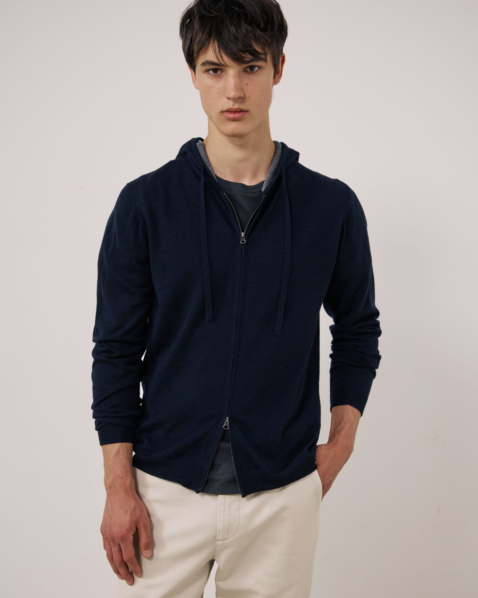 Pull Homme en Laine Extrafine Bleu Marine Merino Hoody