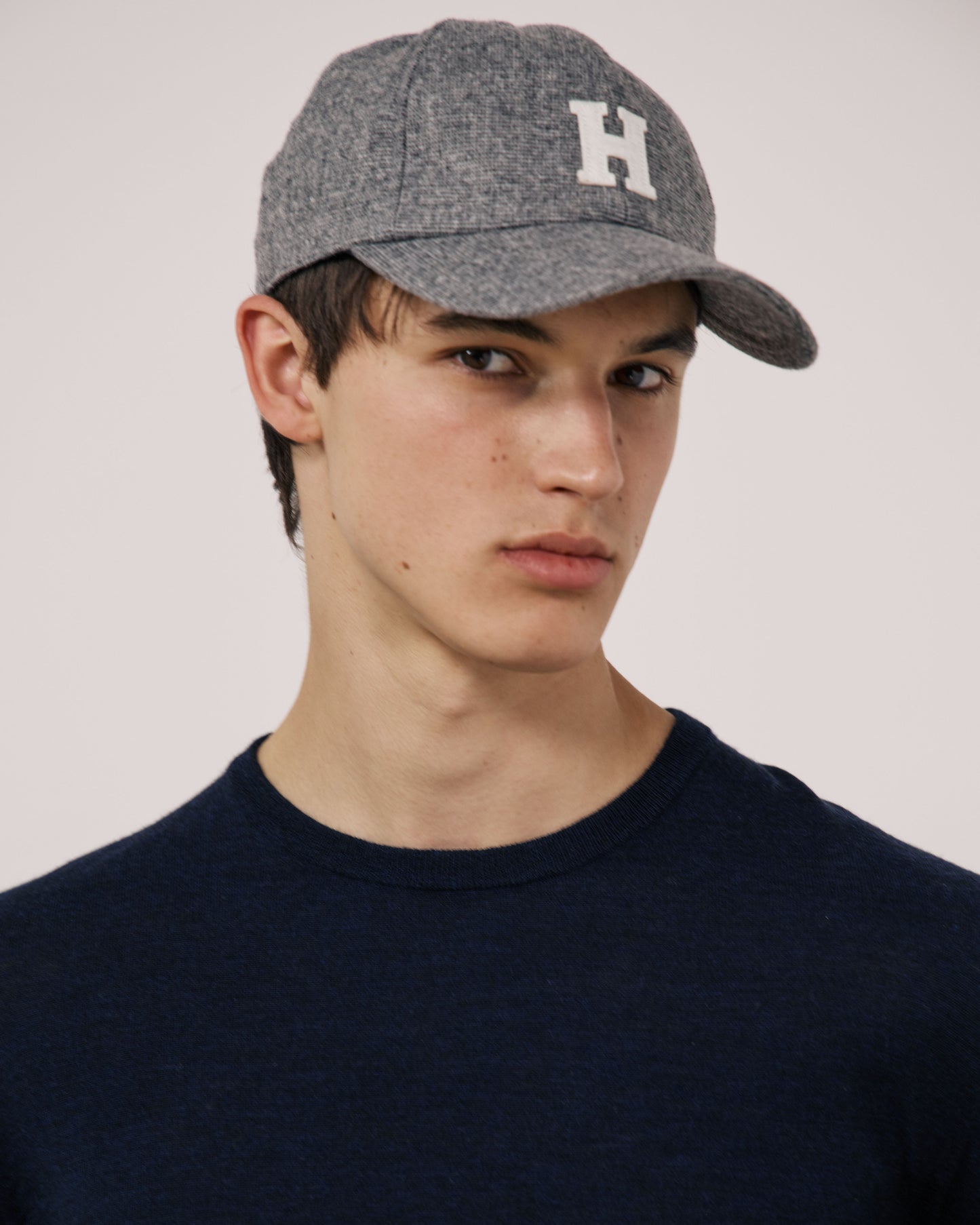 Casquette Homme en Flanelle de Laine à Carreaux Gris H