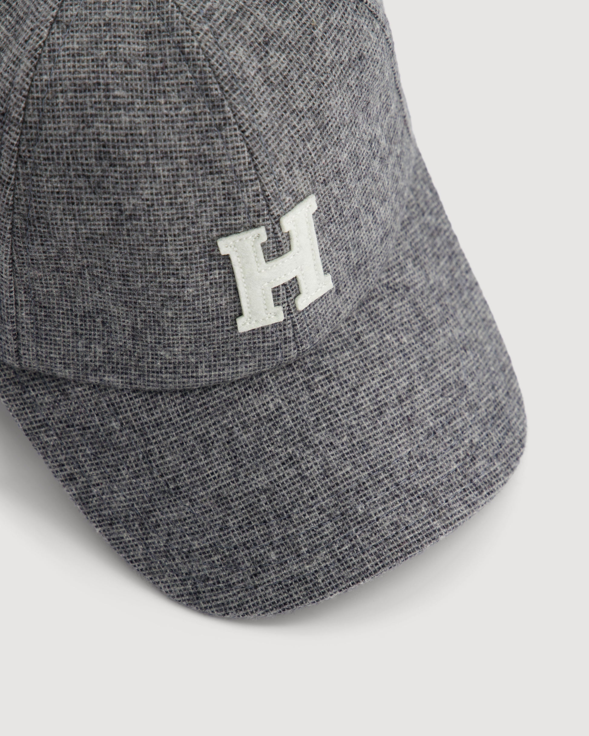 Casquette Homme en Flanelle de Laine à Carreaux Gris H